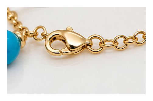 18ct yellow gold bracelet lobster clasp detail