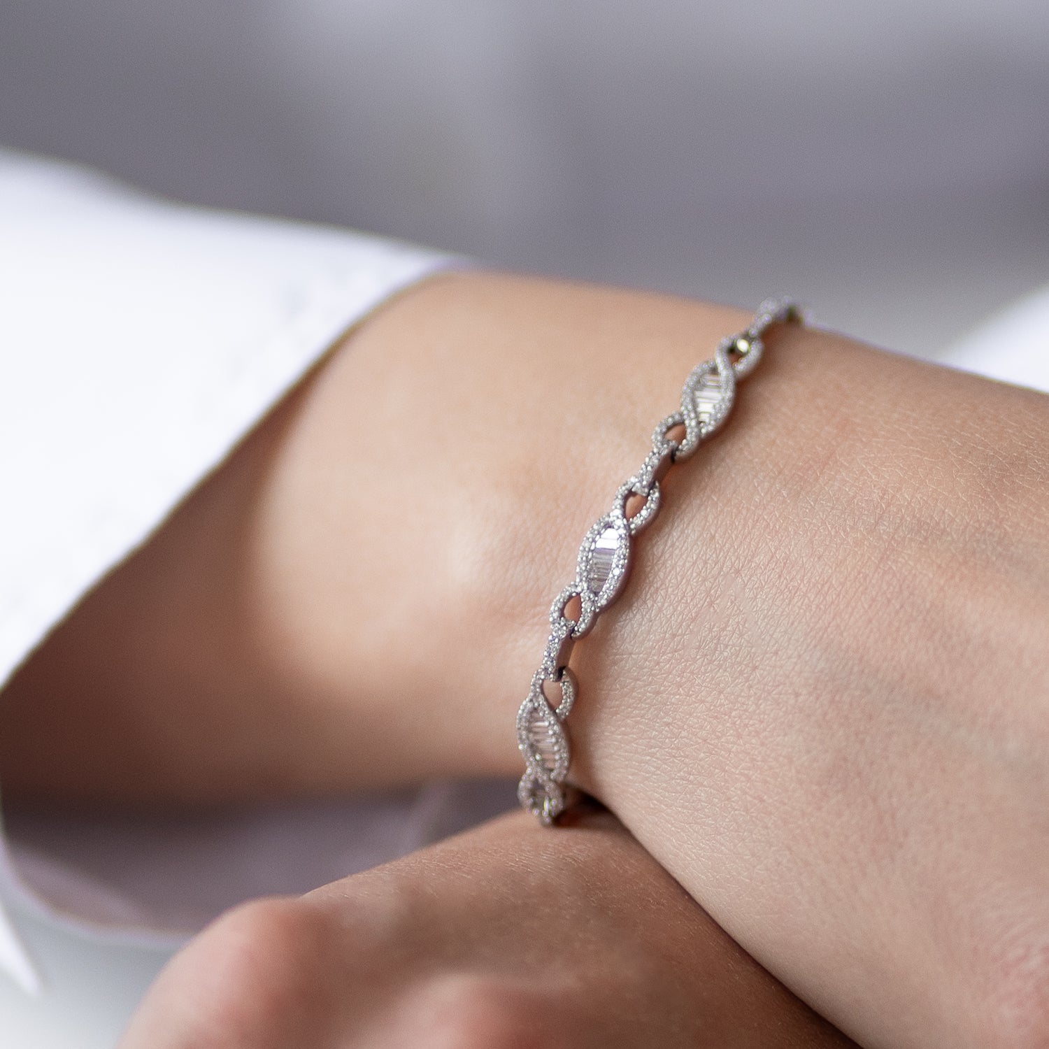 Gold Bracelet with Diamonds