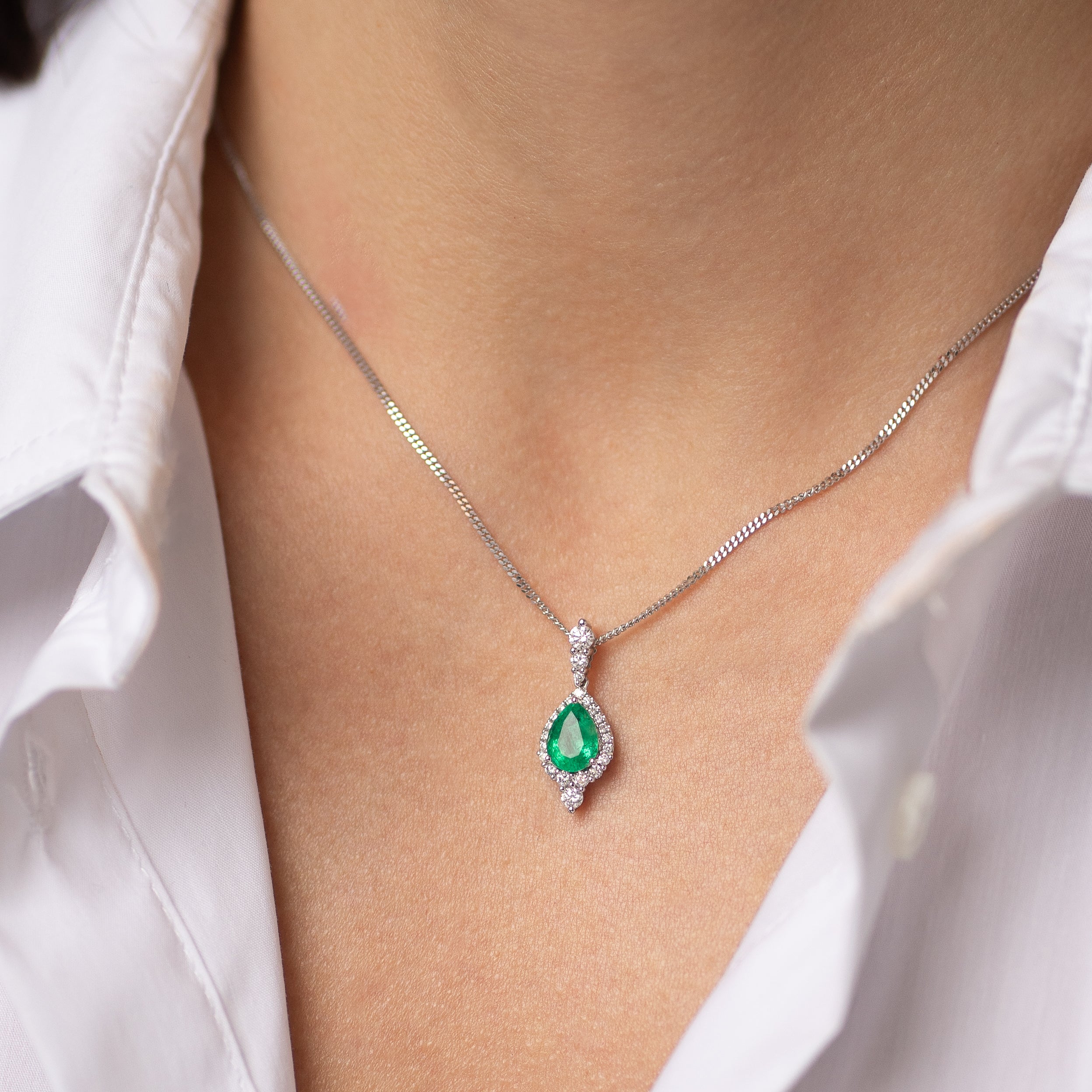 Pear Shape Emerald Pendant in White Gold
