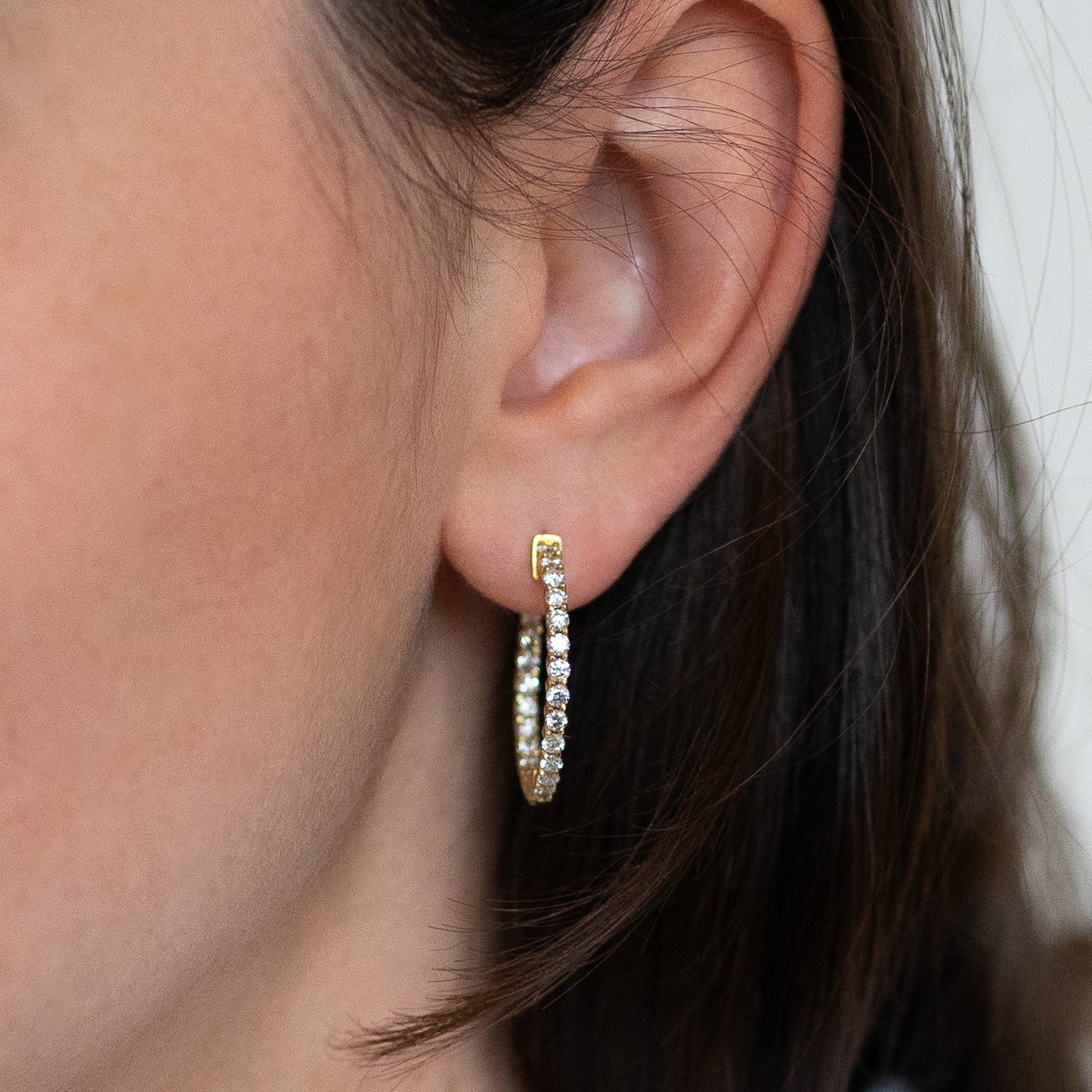 1.88ct Hoop Earrings in Yellow Gold with Diamonds