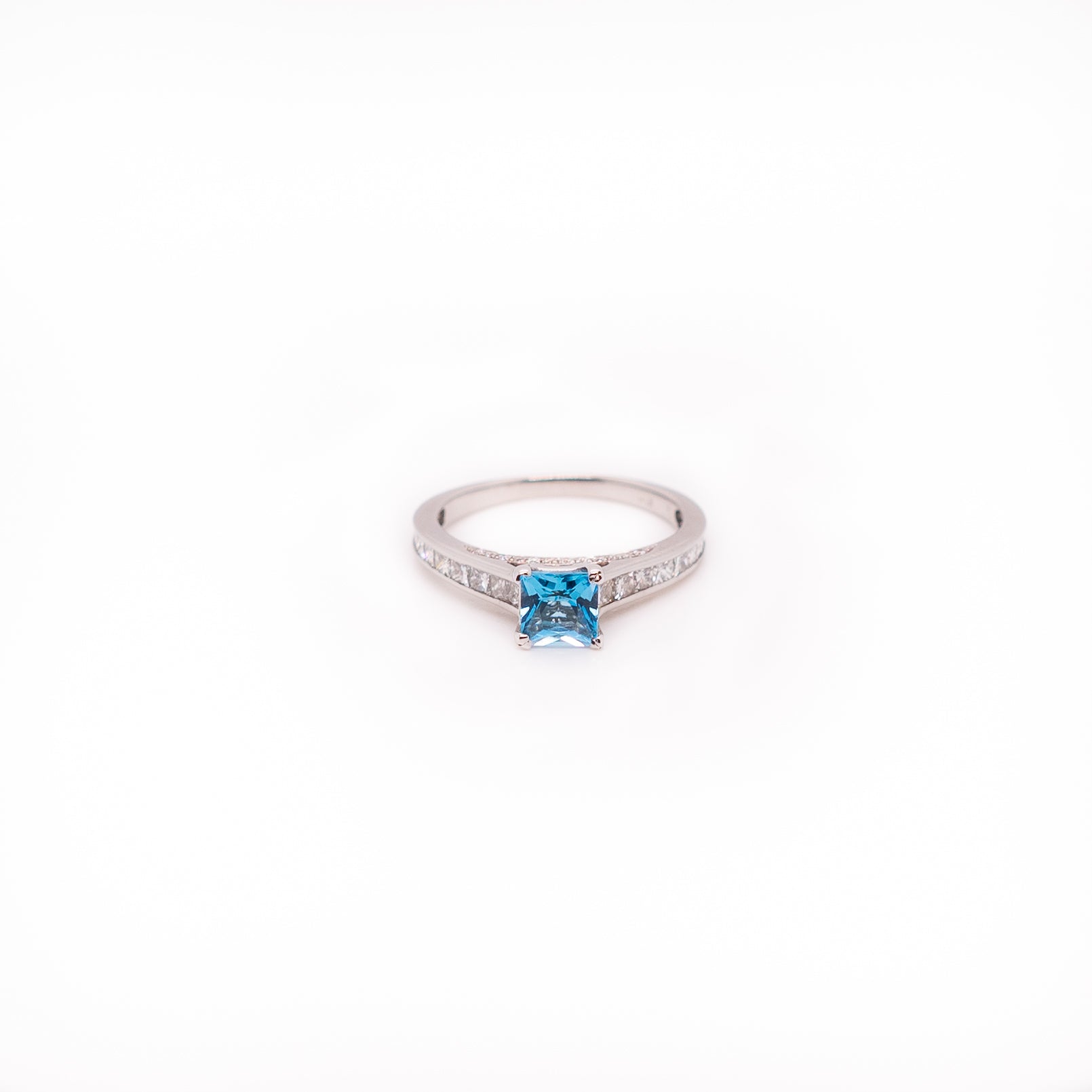 Blue Topaz Ring with Diamonds
