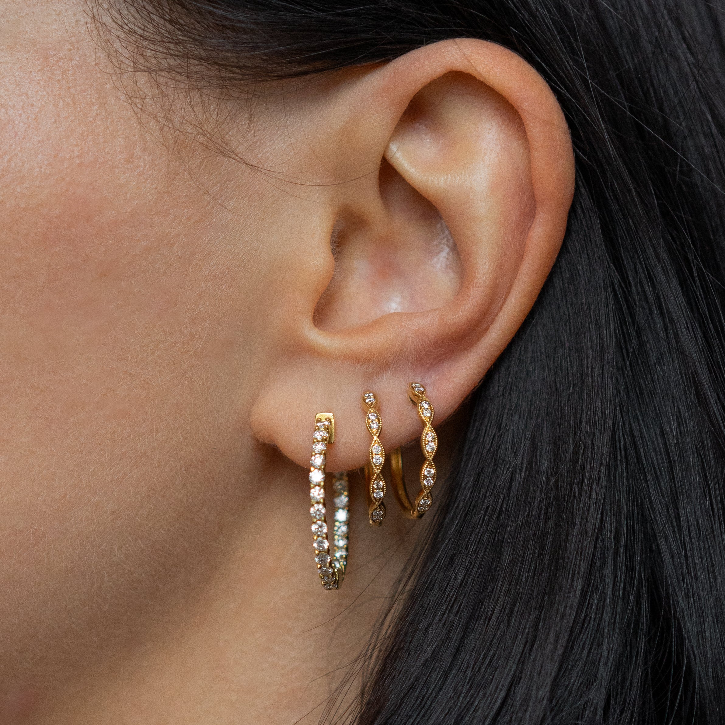 1.88ct Hoop Earrings in Yellow Gold with Diamonds