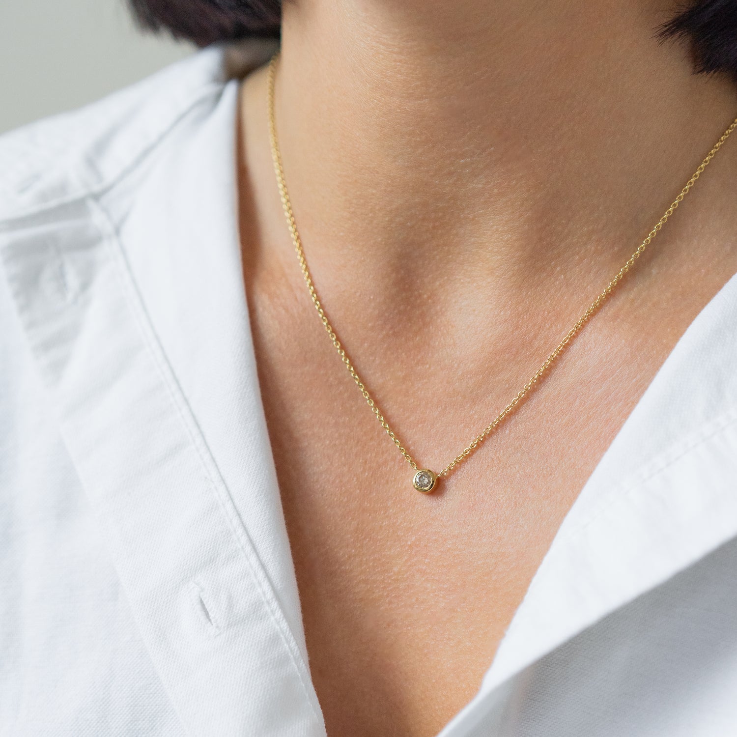 0.15ct Diamond Pendant in 18ct Yellow Gold