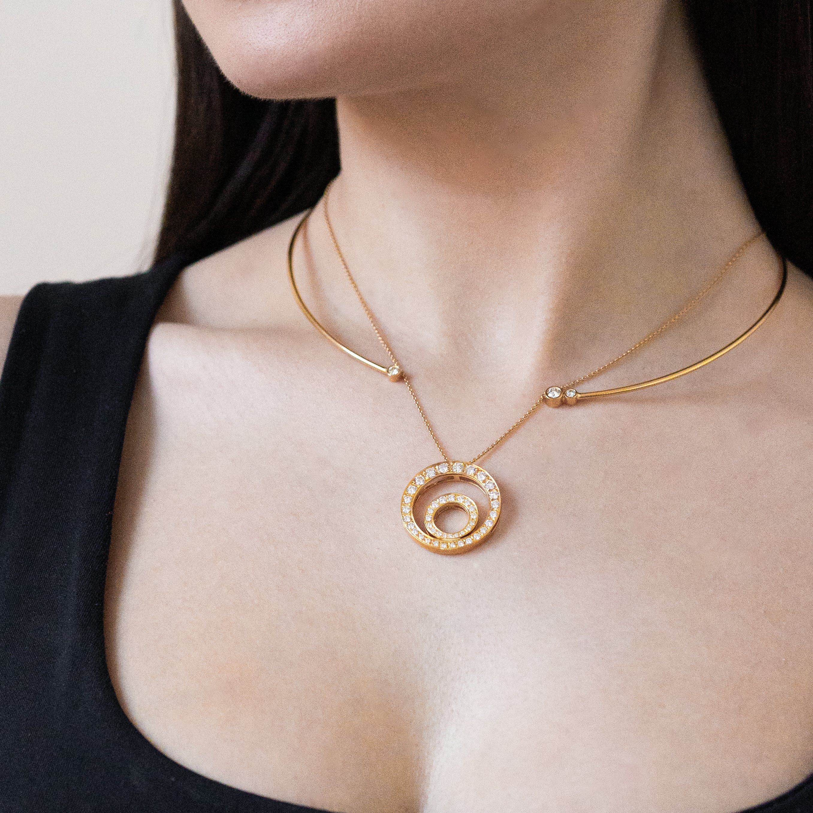 Gold Necklace with Diamonds