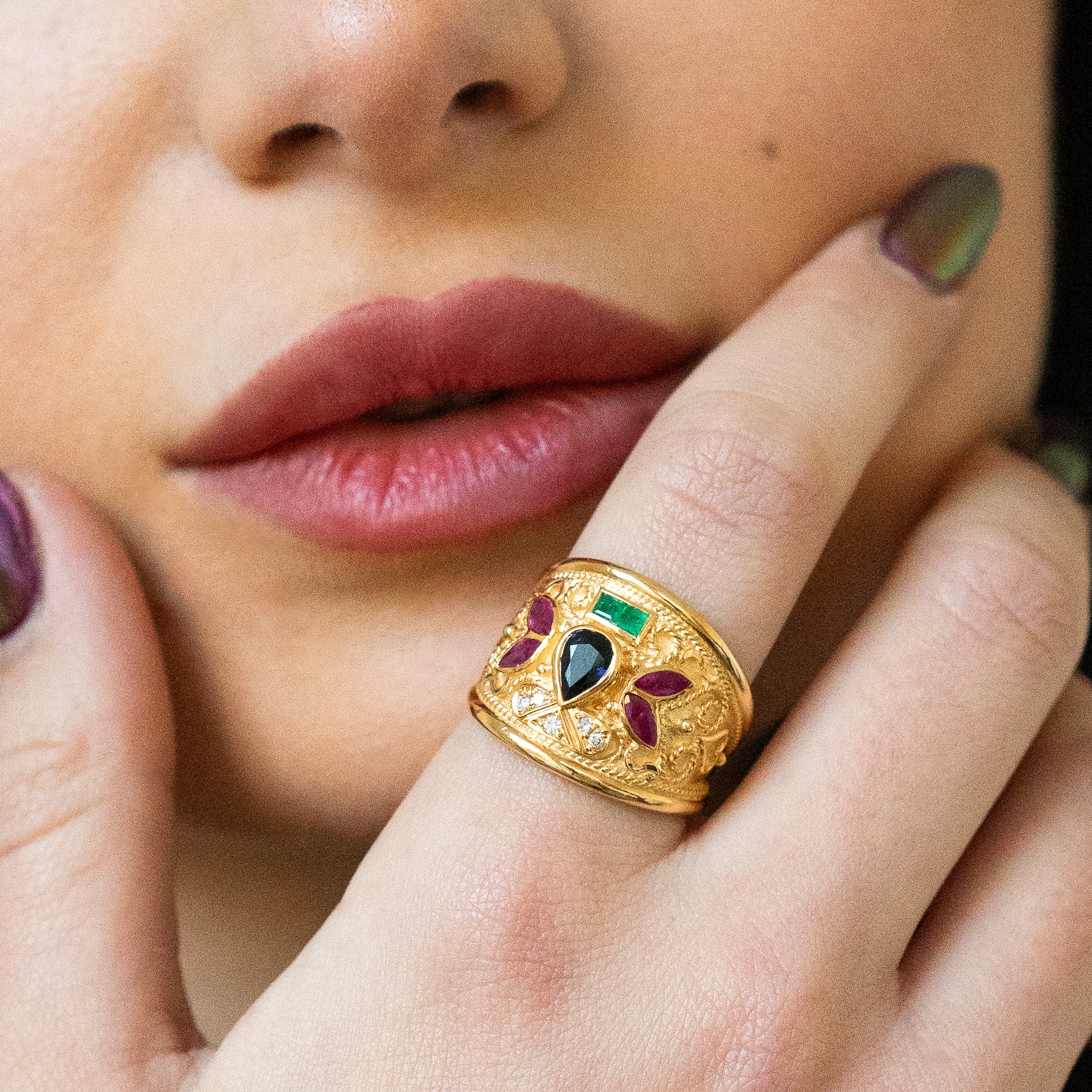 Queen Style Ring with Mixed Gemstones