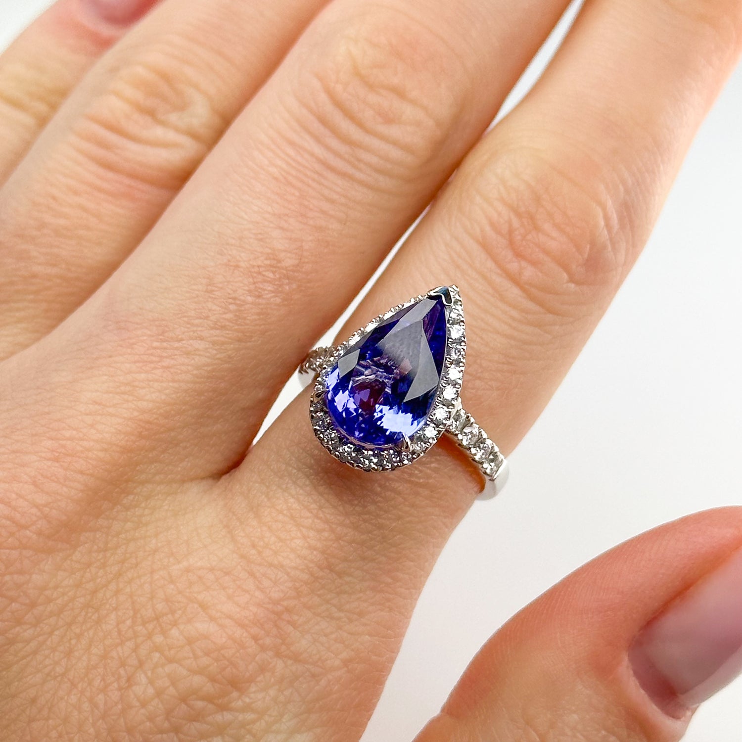 4.54ct Pear Shape Tanzanite and Diamonds Ring