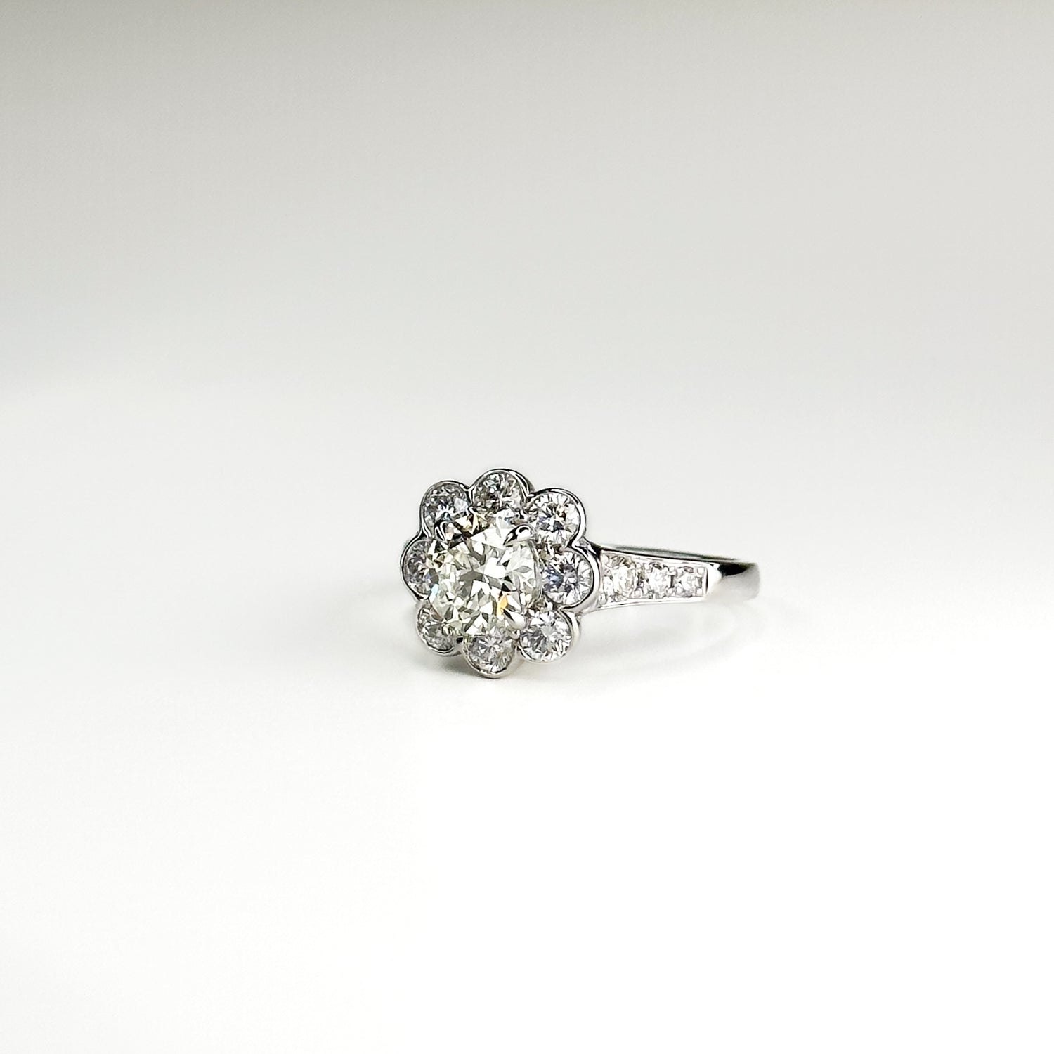 1.00ct Round Cut Diamond Platinum Ring