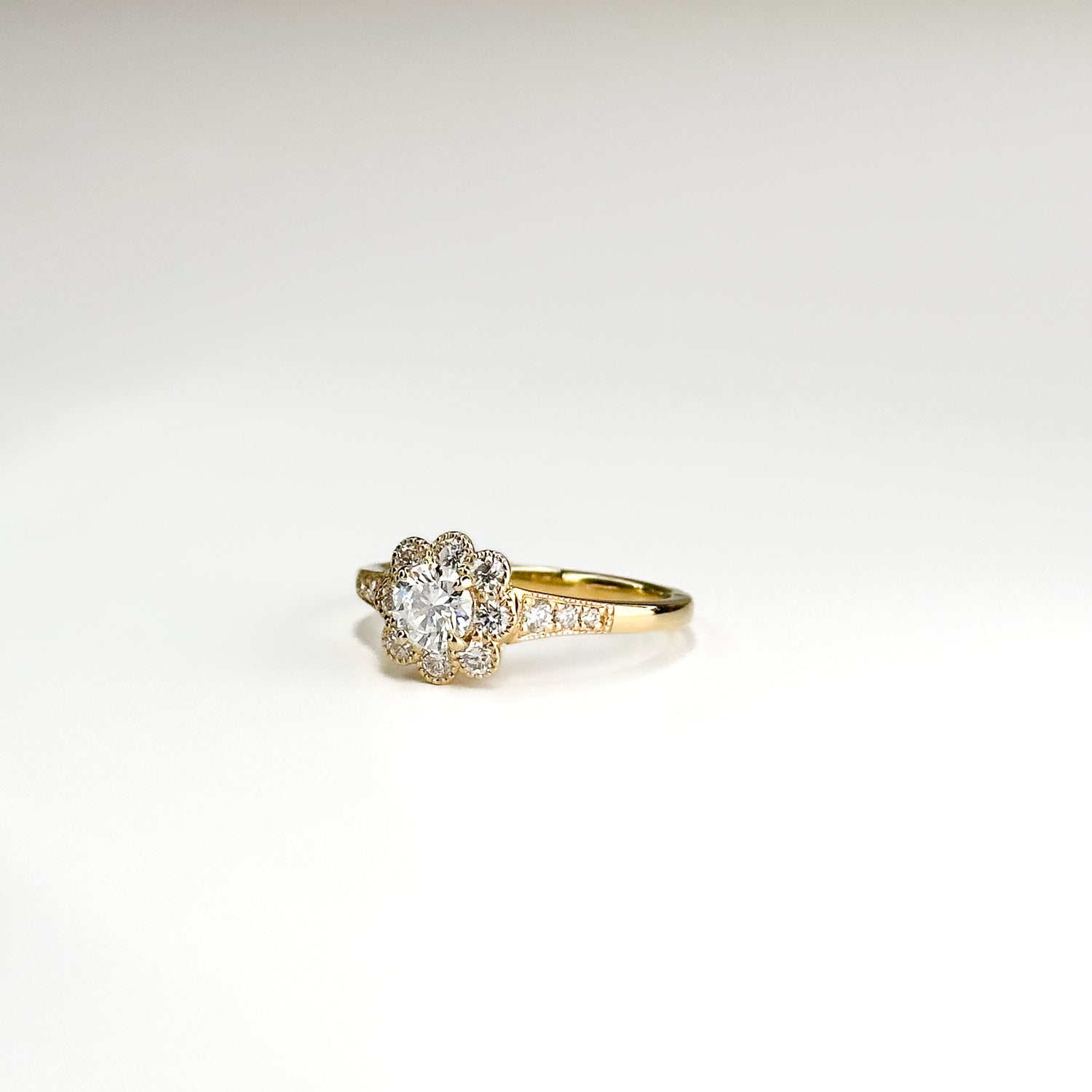 0.40ct Round Cut Diamond Gold Ring