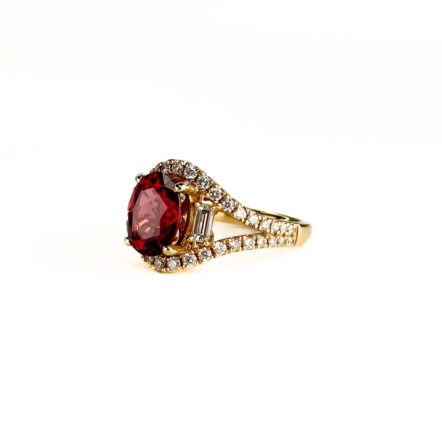 2.74ct Oval Deep Pink Tourmaline Ring