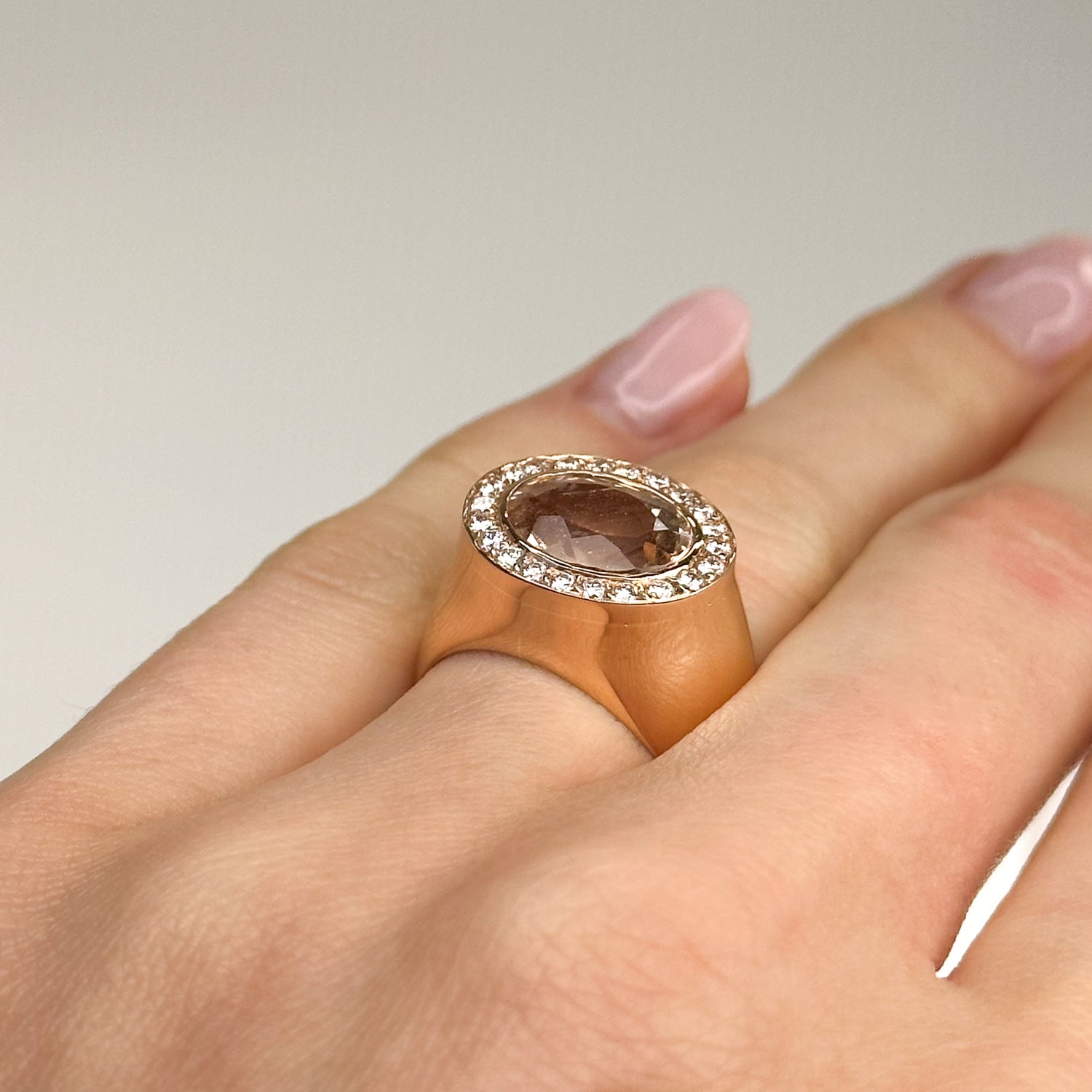 3.88ct Oval Morganite Dress Ring in Rose Gold