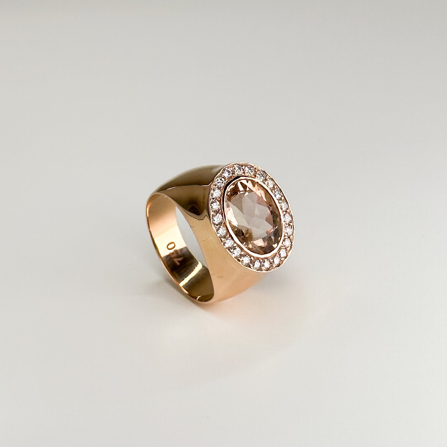 3.88ct Oval Morganite Dress Ring in Rose Gold