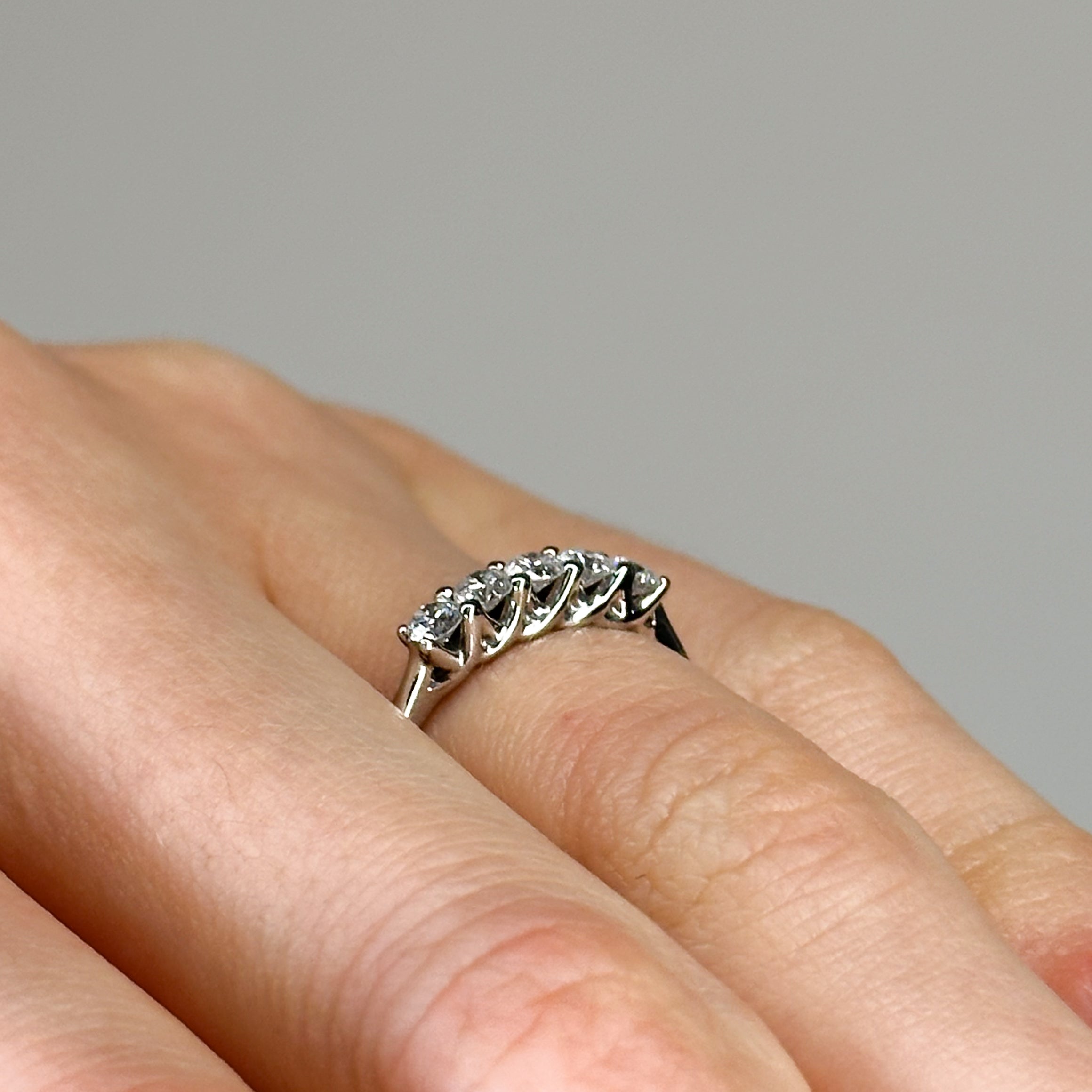 5 Round Brilliant Cut Diamond Ring