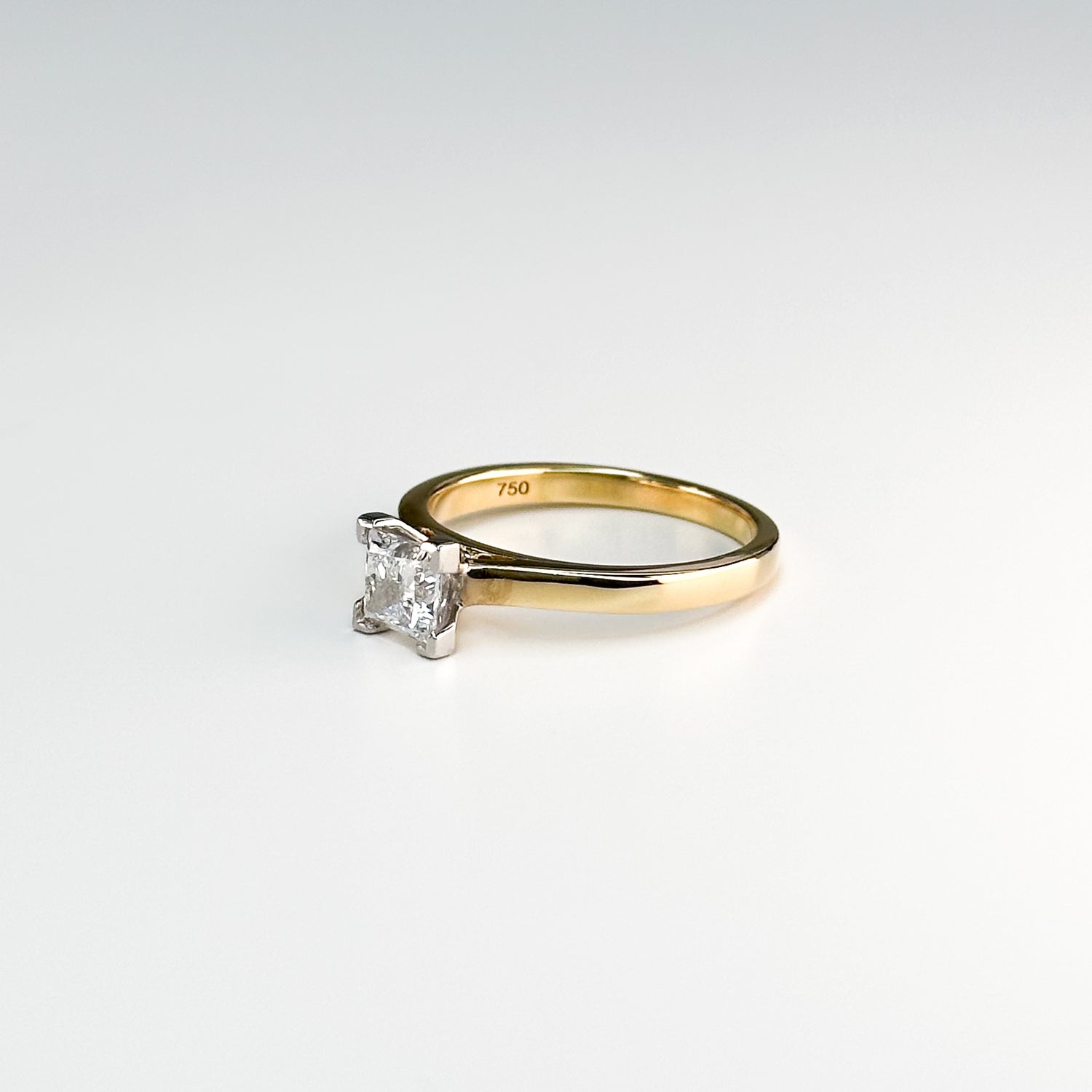 0.80ct GIA Princess Cut Diamond Ring