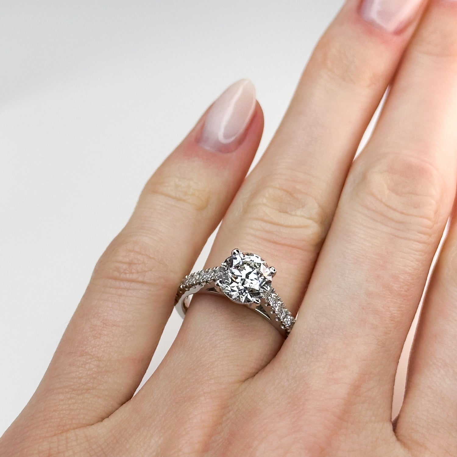 2.01ct GIA Round Cut Diamond Ring