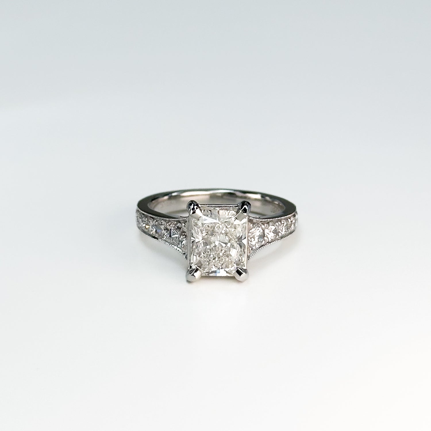 2.01ct GIA Radiant Cut Diamond Ring