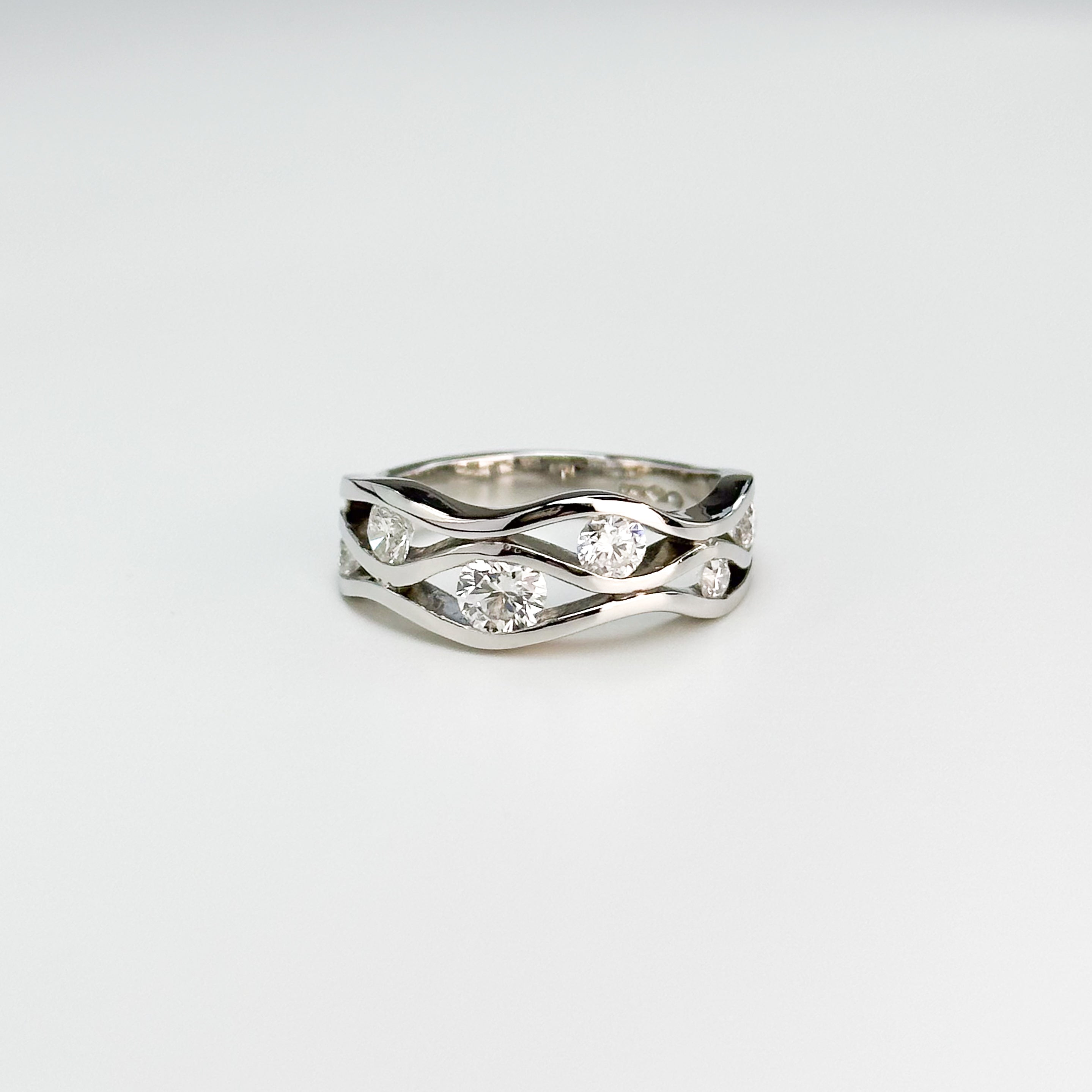 0.98ct Diamond Dress Ring in Platinum