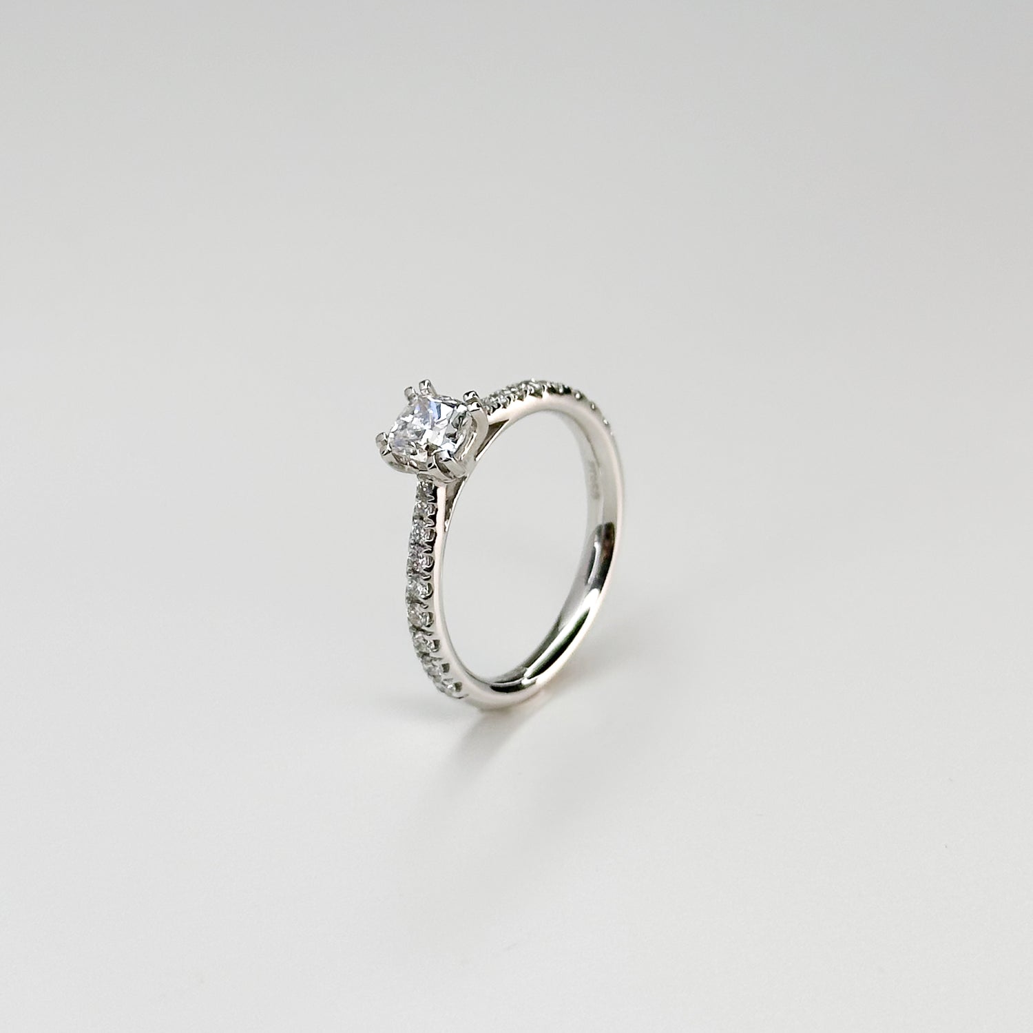 0.46ct GIA Cushion Cut Diamond Ring