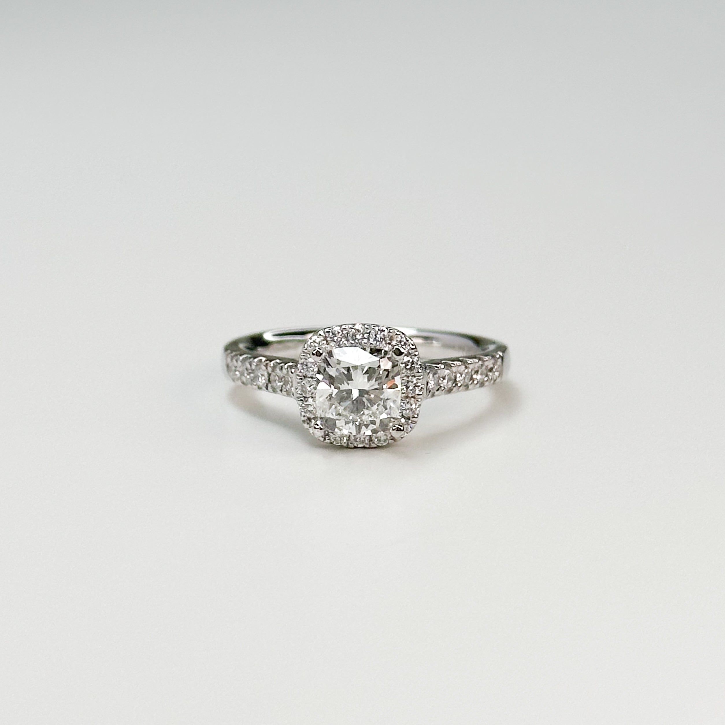 1.00ct GIA Cushion Cut Diamond Ring