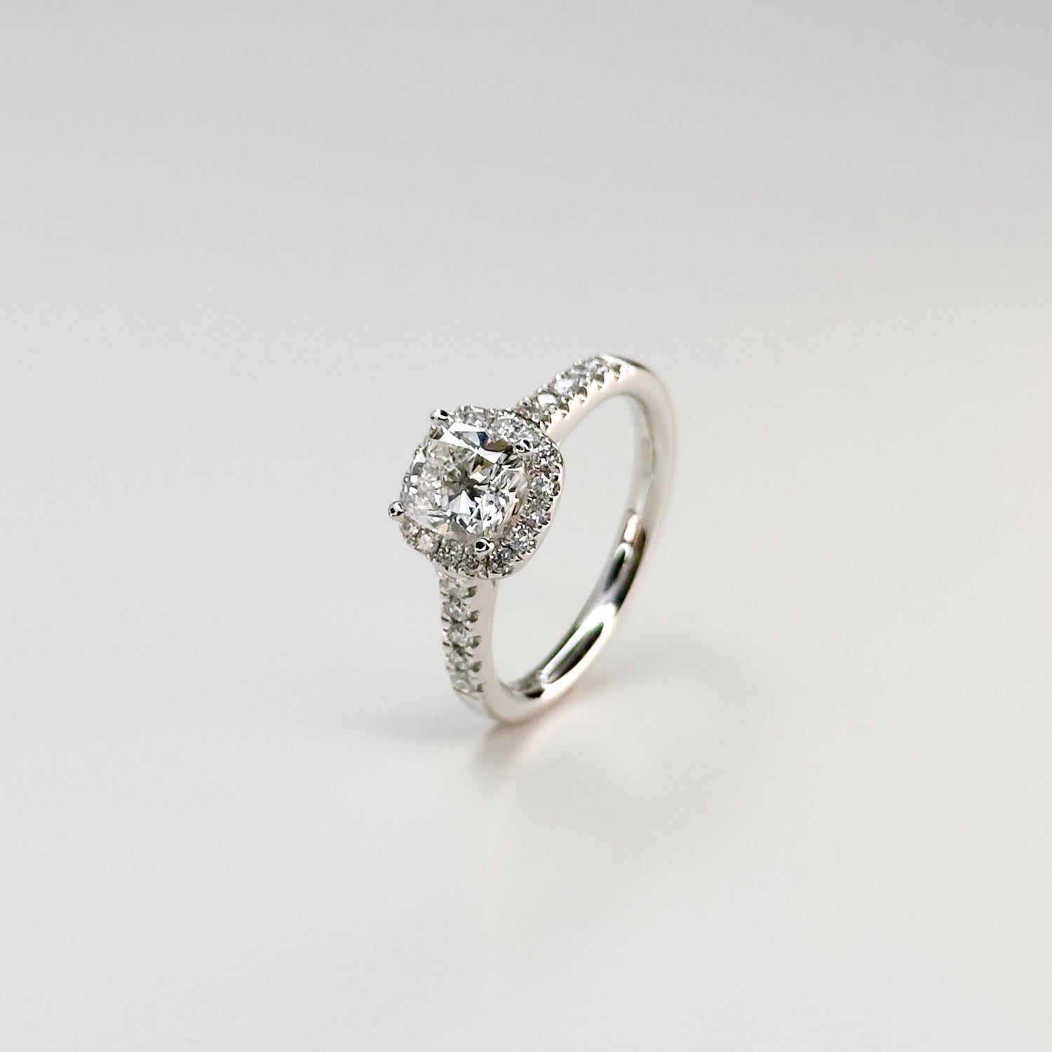 1.00ct GIA Cushion Cut Diamond Ring