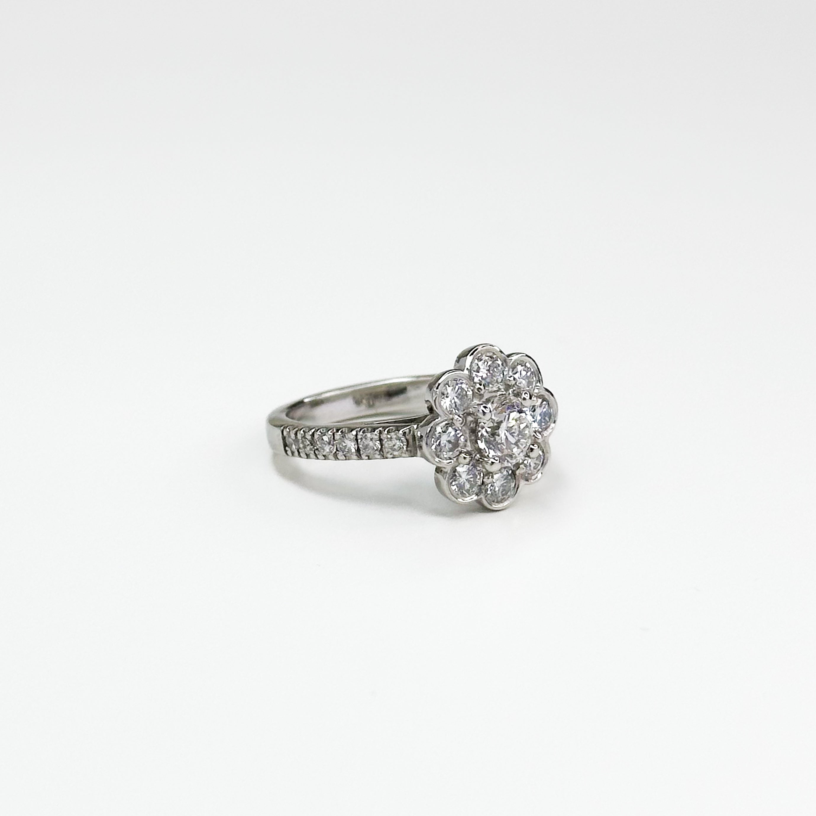 0.52ct Round Cut Diamond Cluster Platinum Ring