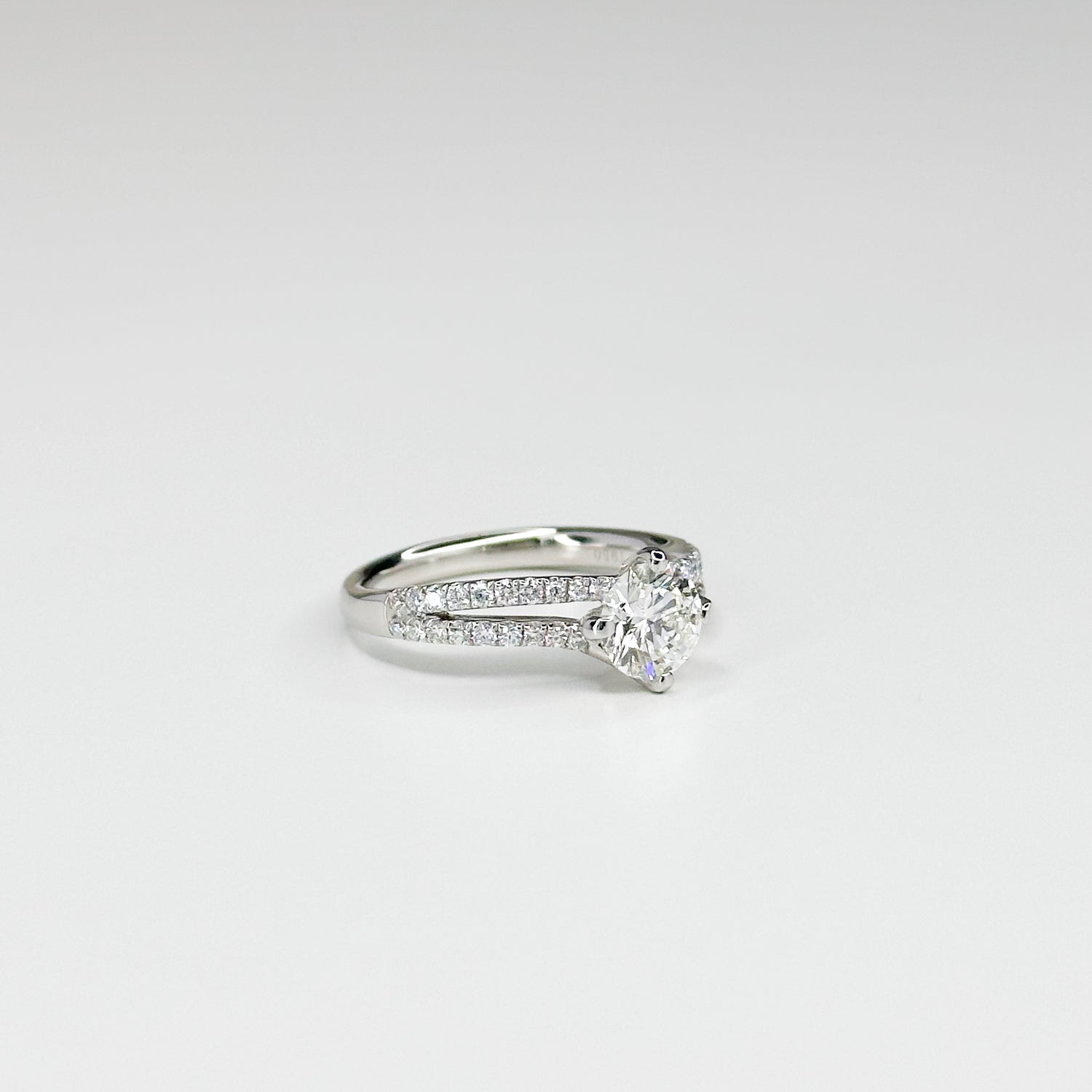 1.00ct HRD Diamond Engagement Ring in Platinum