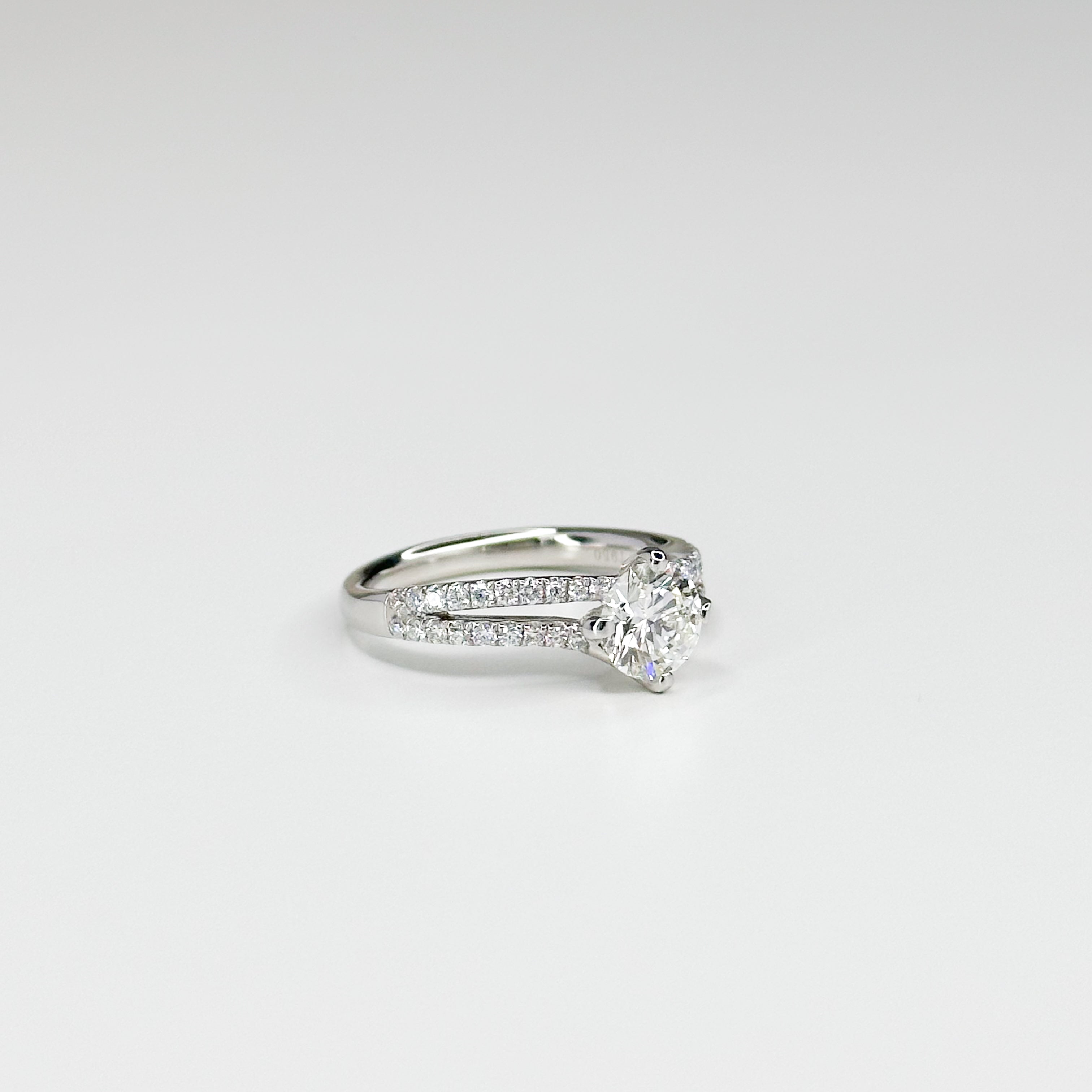 1.00ct HRD Diamond Engagement Ring in Platinum