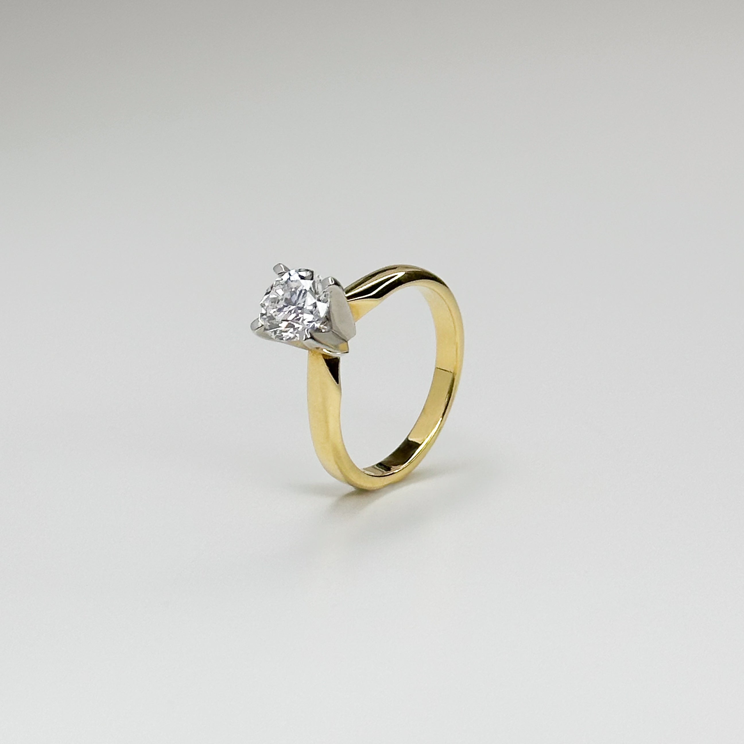 1.00ct Diamond Engagement Ring in Yellow Gold