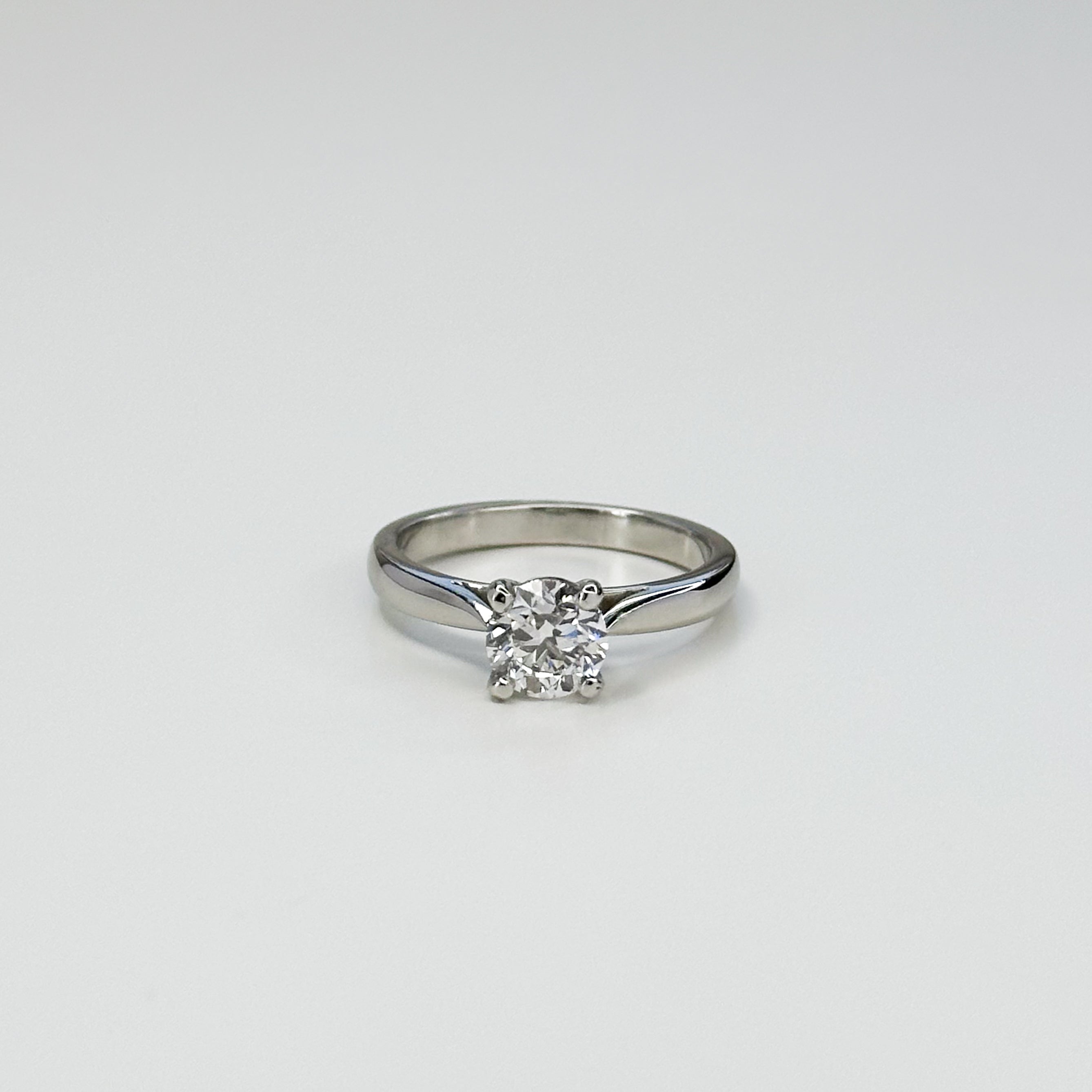 1.01ct GIA Round Cut Diamond Ring
