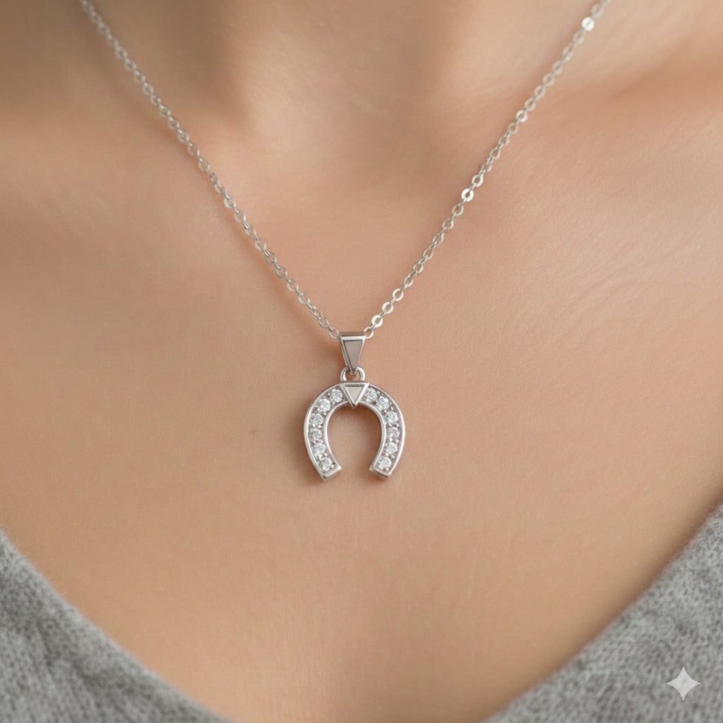 Horseshoe Pendant in White Gold