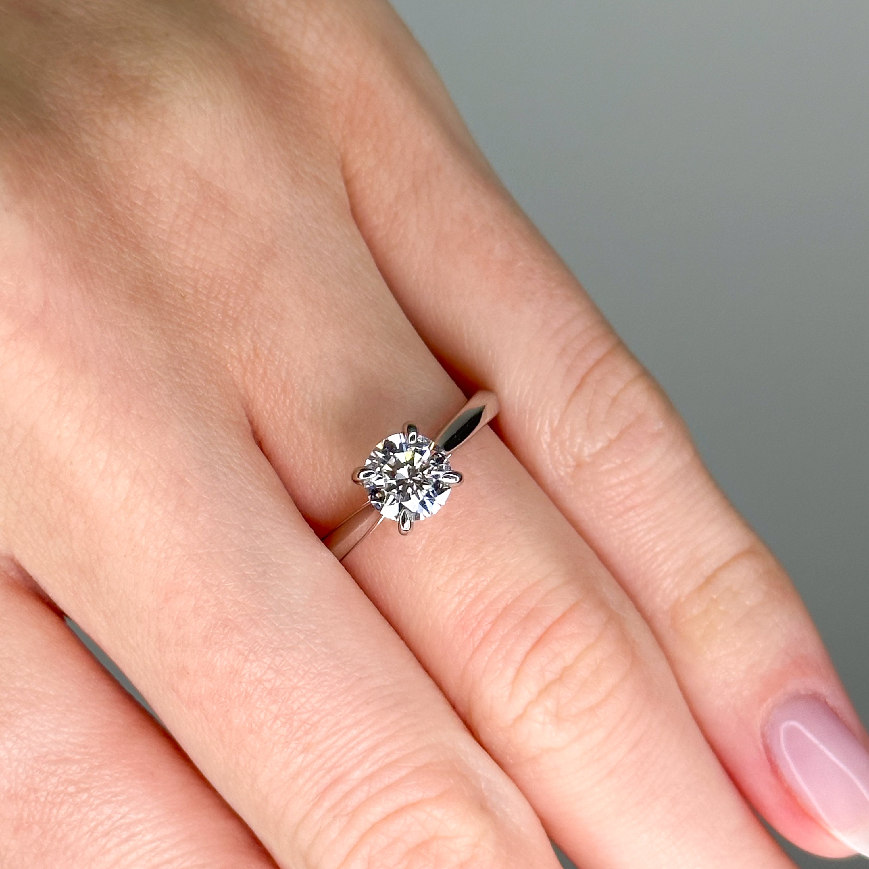 1.01ct GIA Round Cut Diamond Ring