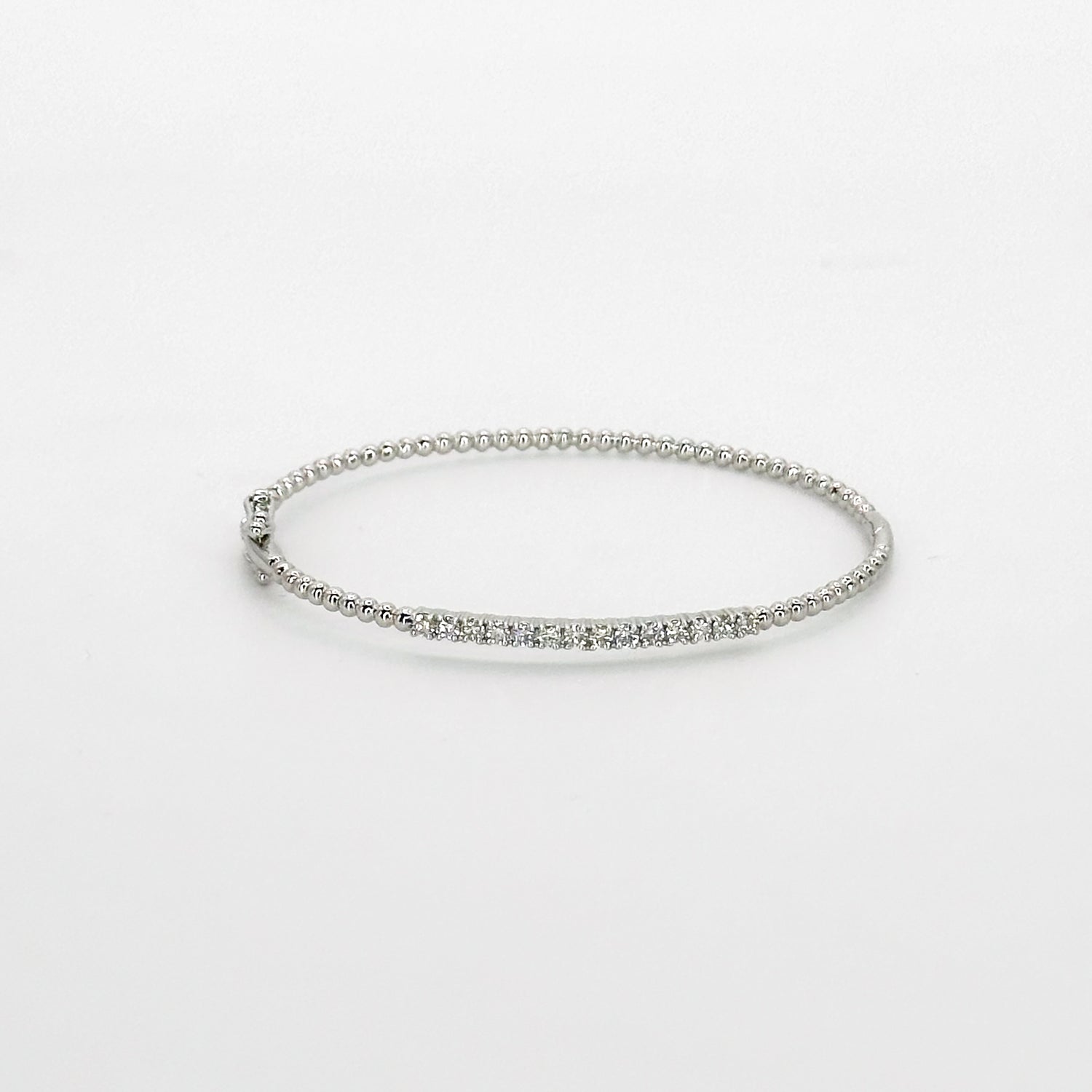White gold Bangle Bracelet with Diamonds