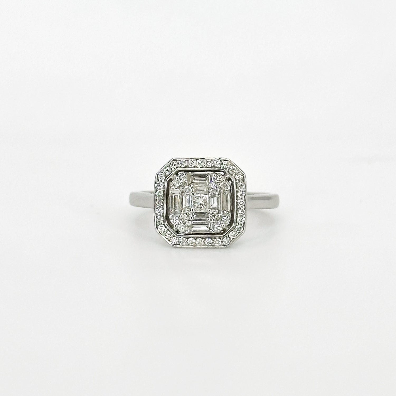 Diamond Cluster Ring in Platinum