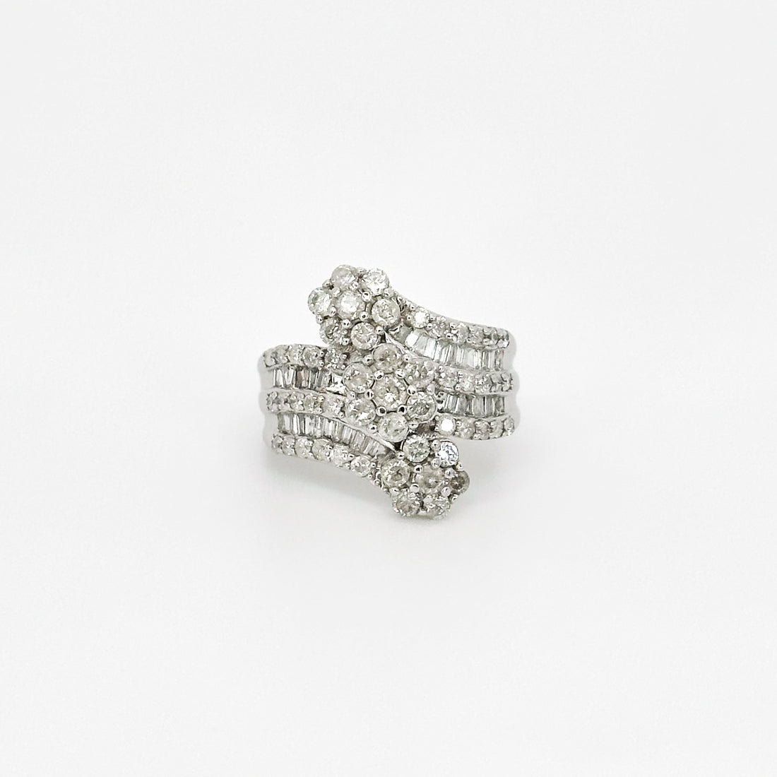 Three Daisy Clusters Diamond ring