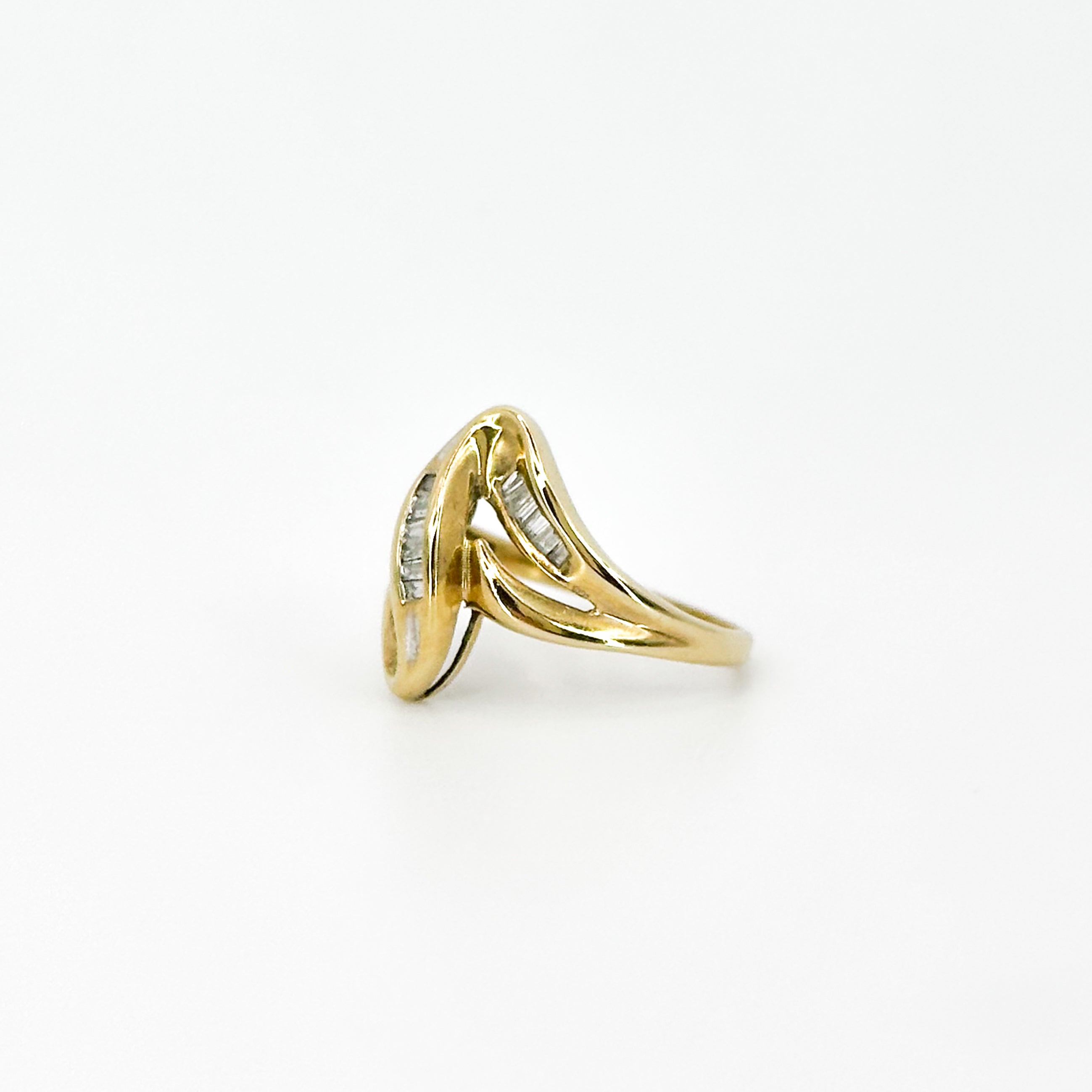 Vintage Gold Ring With Diamonds