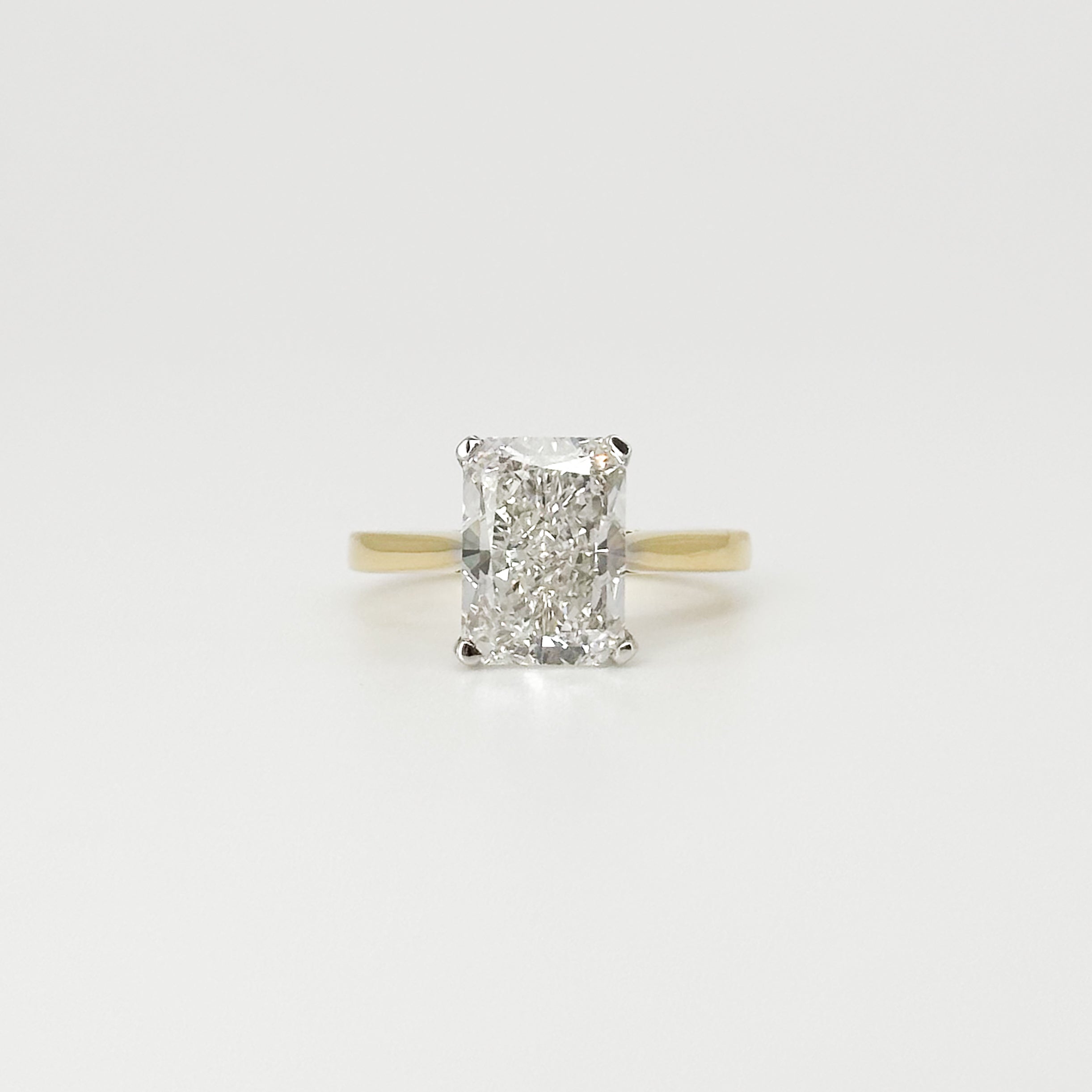 4.03ct Lab-Grown Radiant Cut Diamond Ring