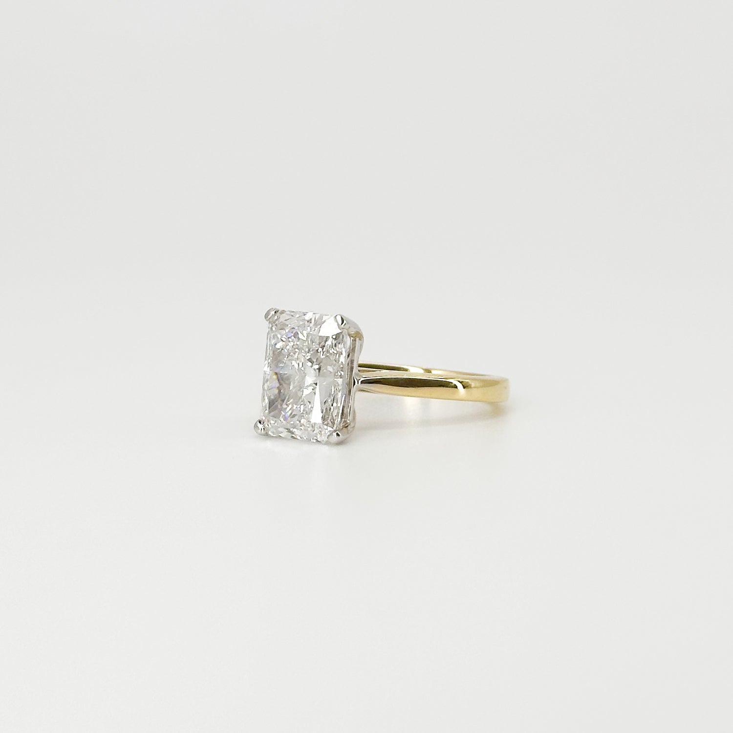4.03ct Lab-Grown Radiant Cut Diamond Ring