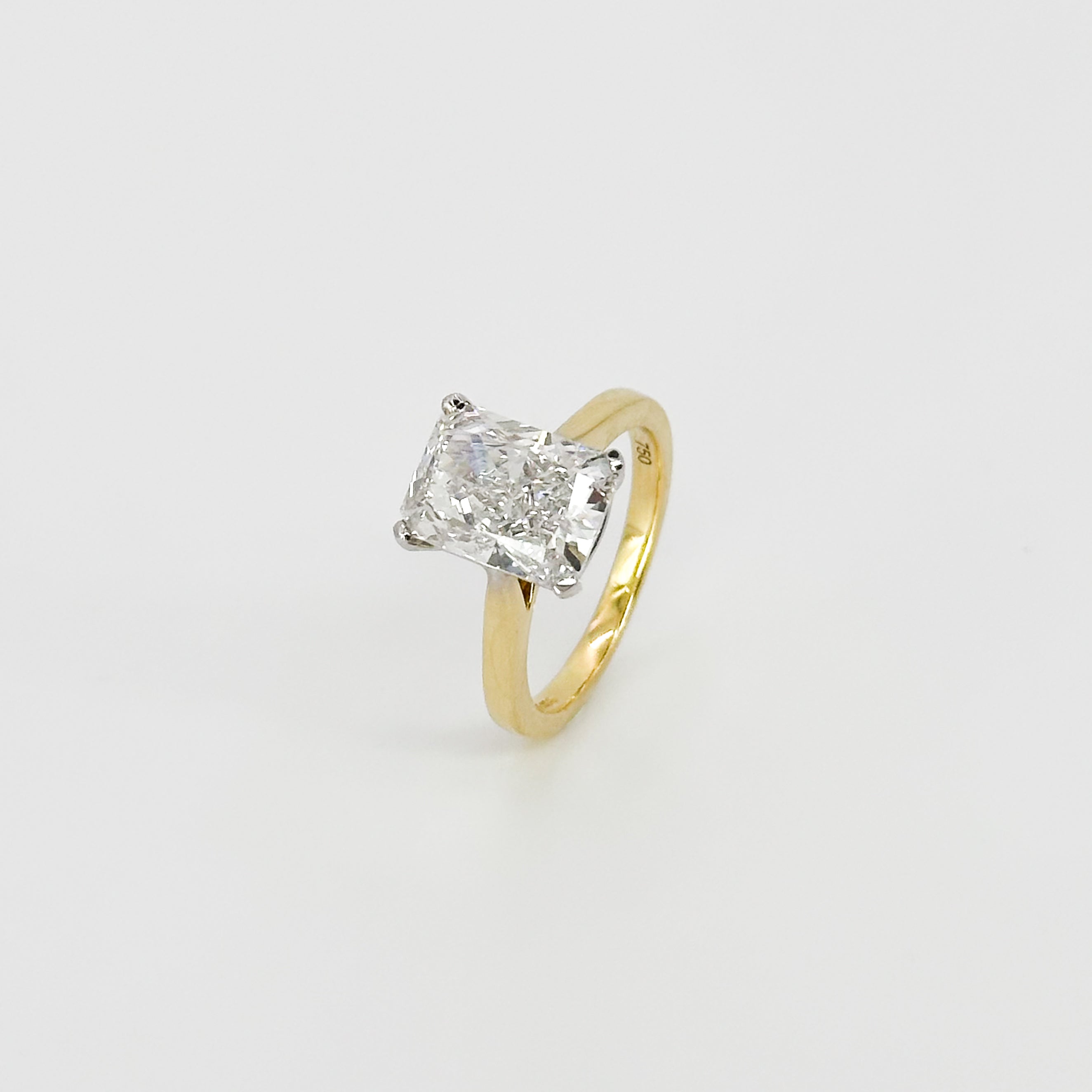 4.03ct Lab-Grown Radiant Cut Diamond Ring