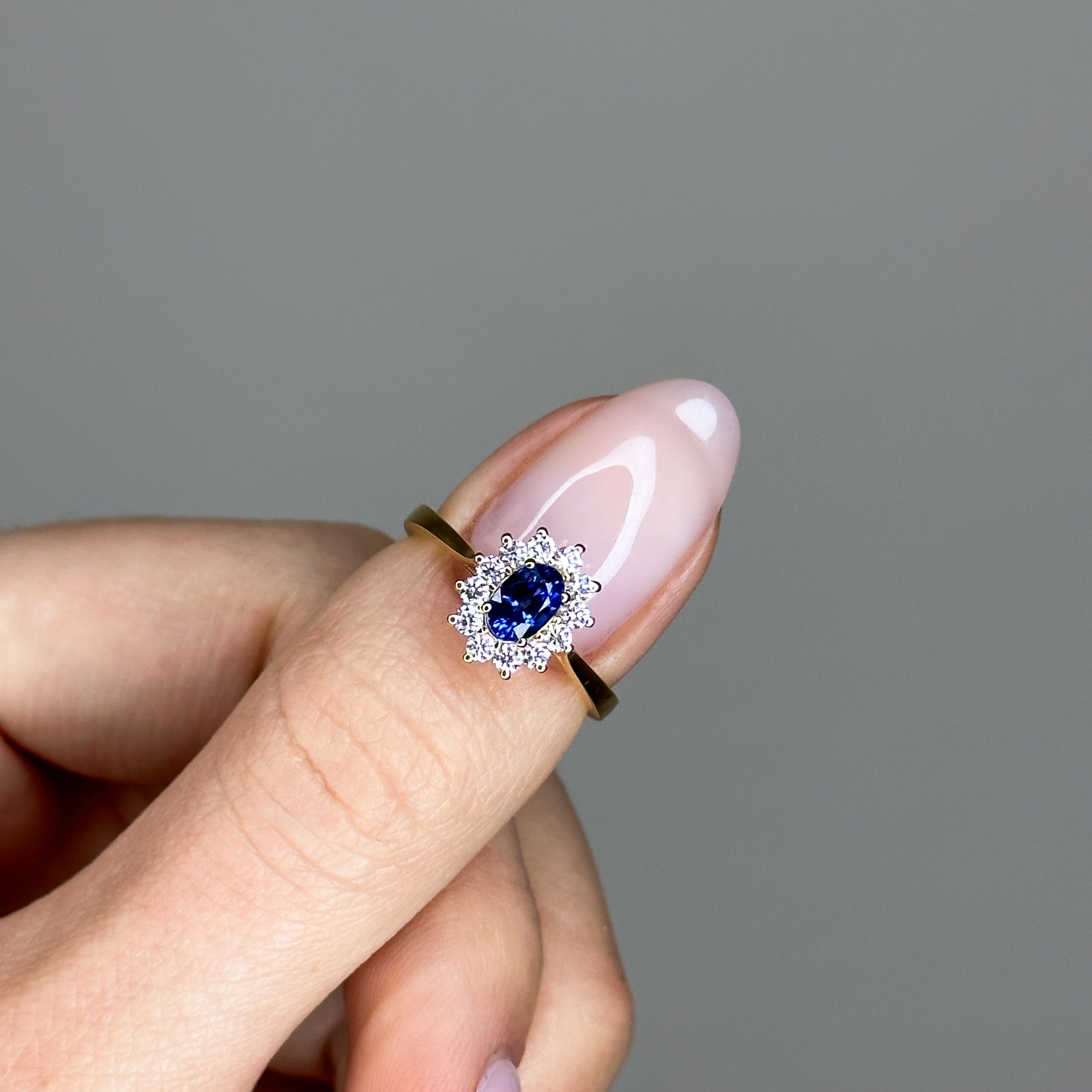 Oval Sapphire Ring with Diamond Halo – GASIA - Main Image