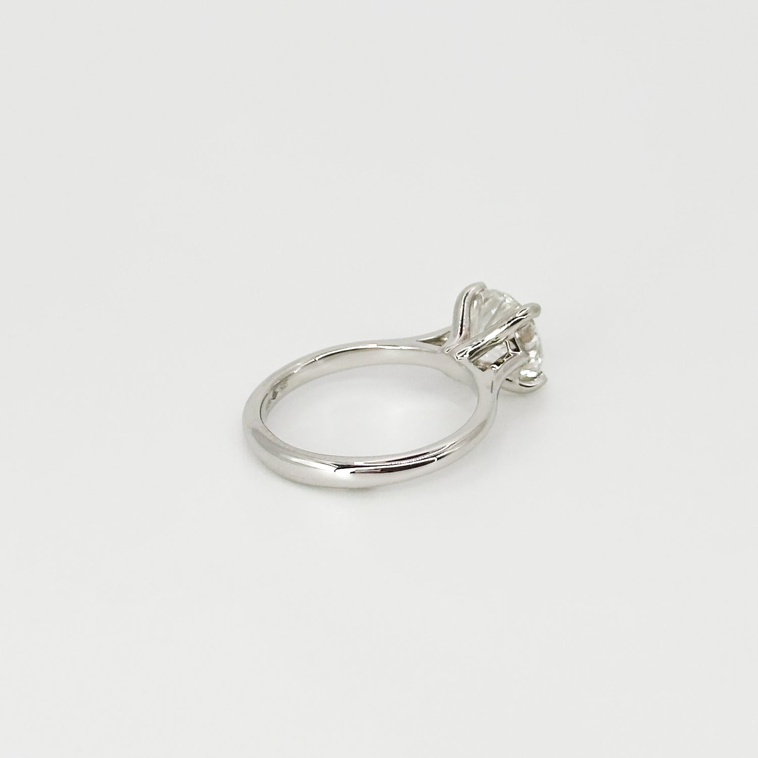 2.42ct Lab-Grown Round Cut Diamond Ring