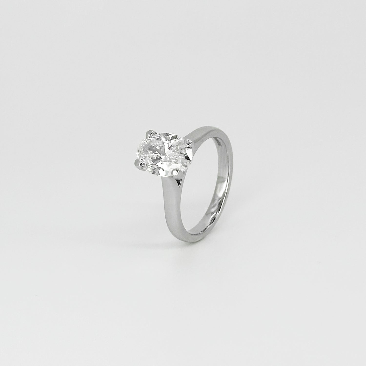 2.00ct Lab-Grown Oval Shape Diamond Ring