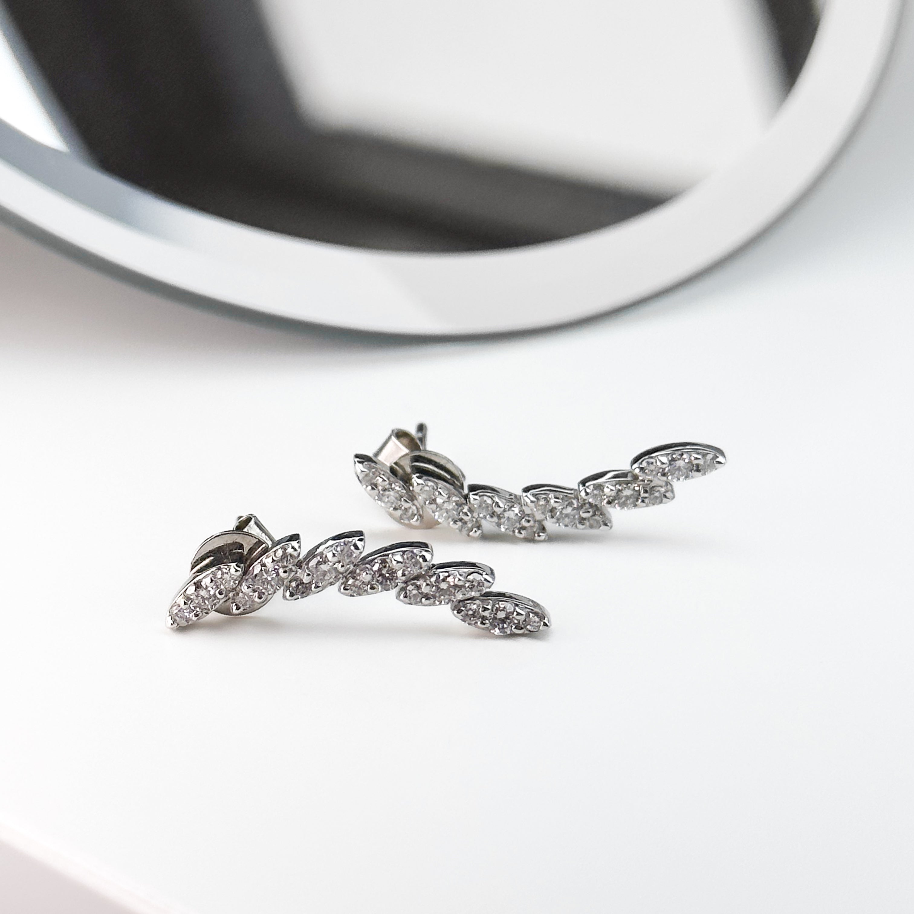 0.84ct Diamond Leaf Earrings
