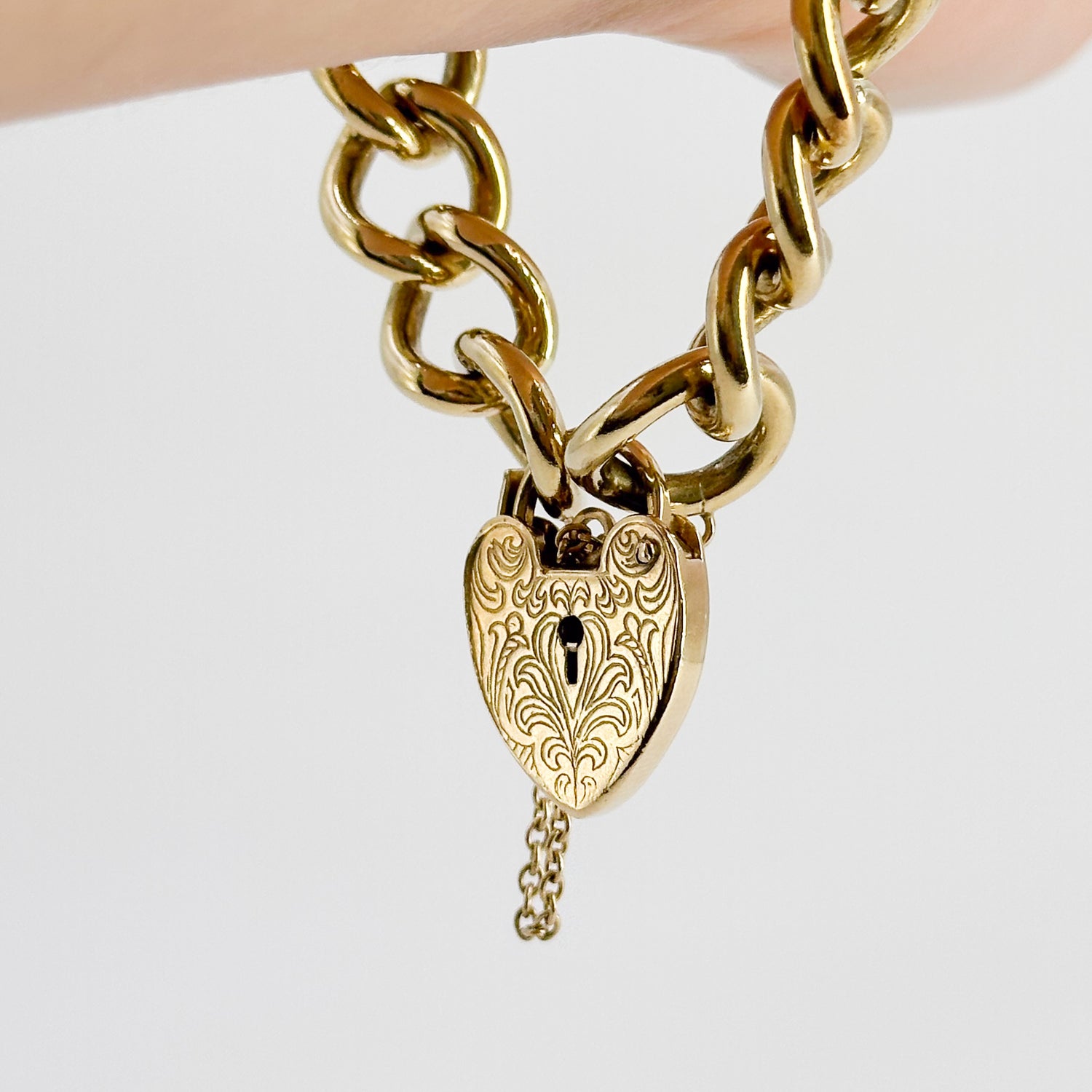 Vintage Bracelet with Heart Clasp