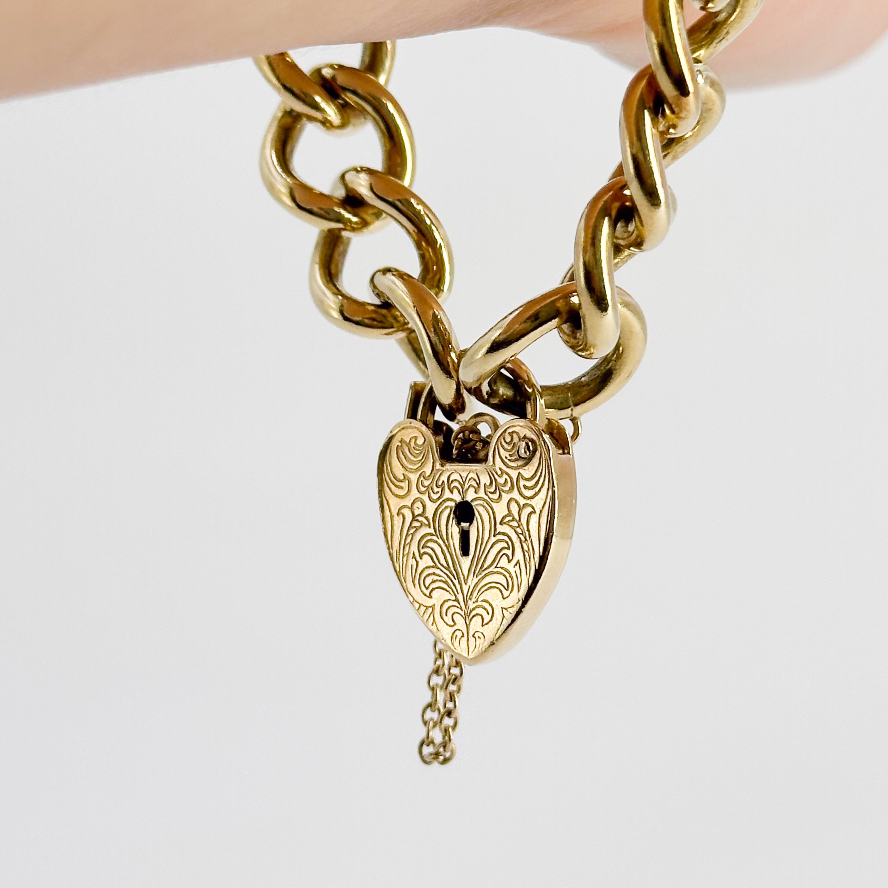 Vintage Bracelet with Heart Clasp
