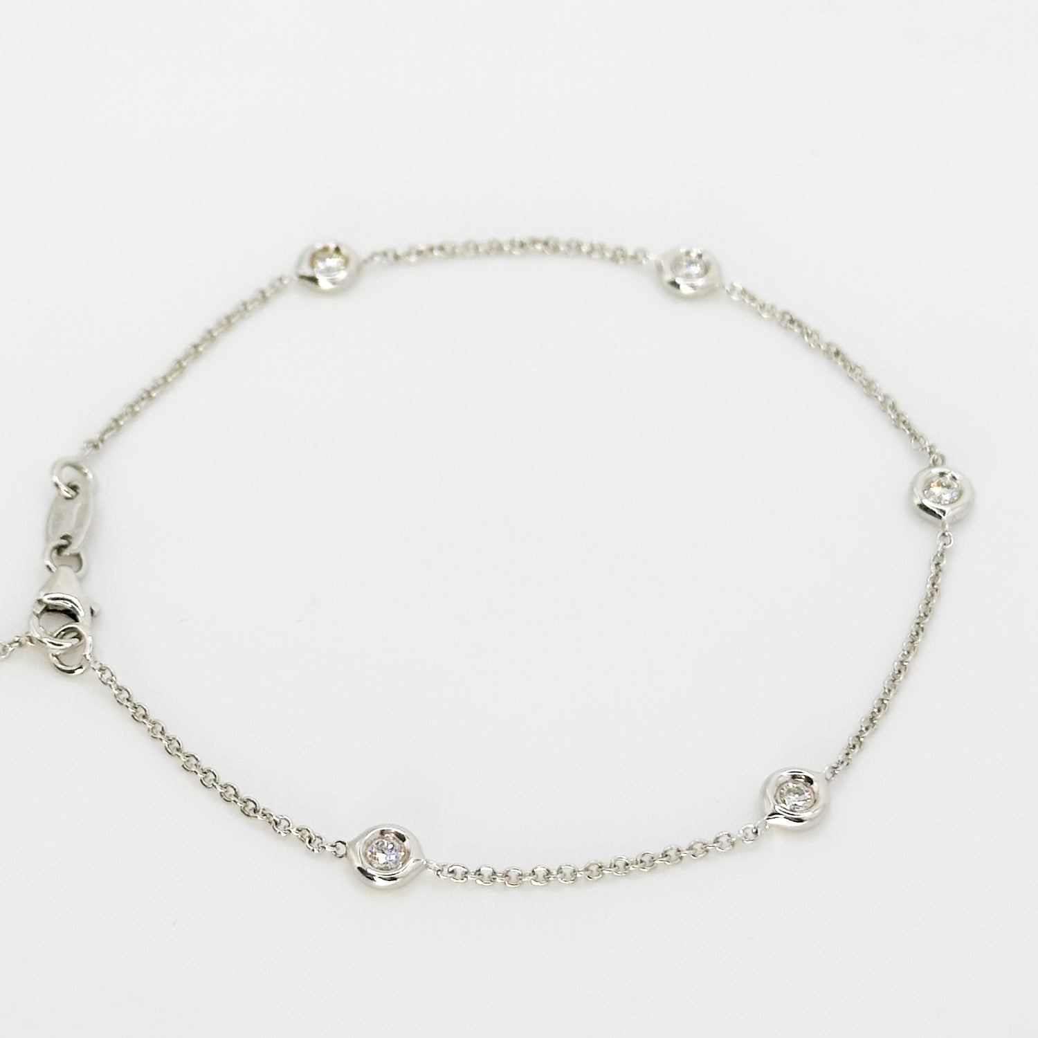 White Gold bracelet with 5 Diamonds