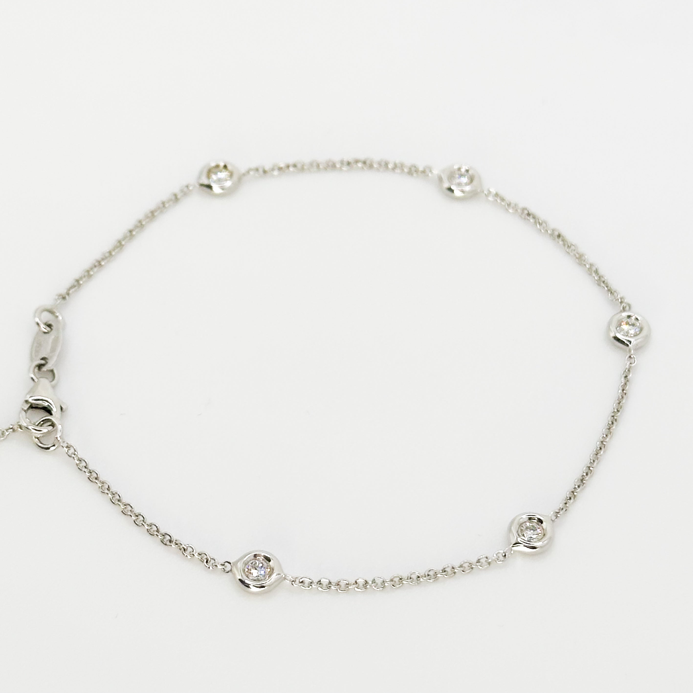 White Gold bracelet with 5 Diamonds