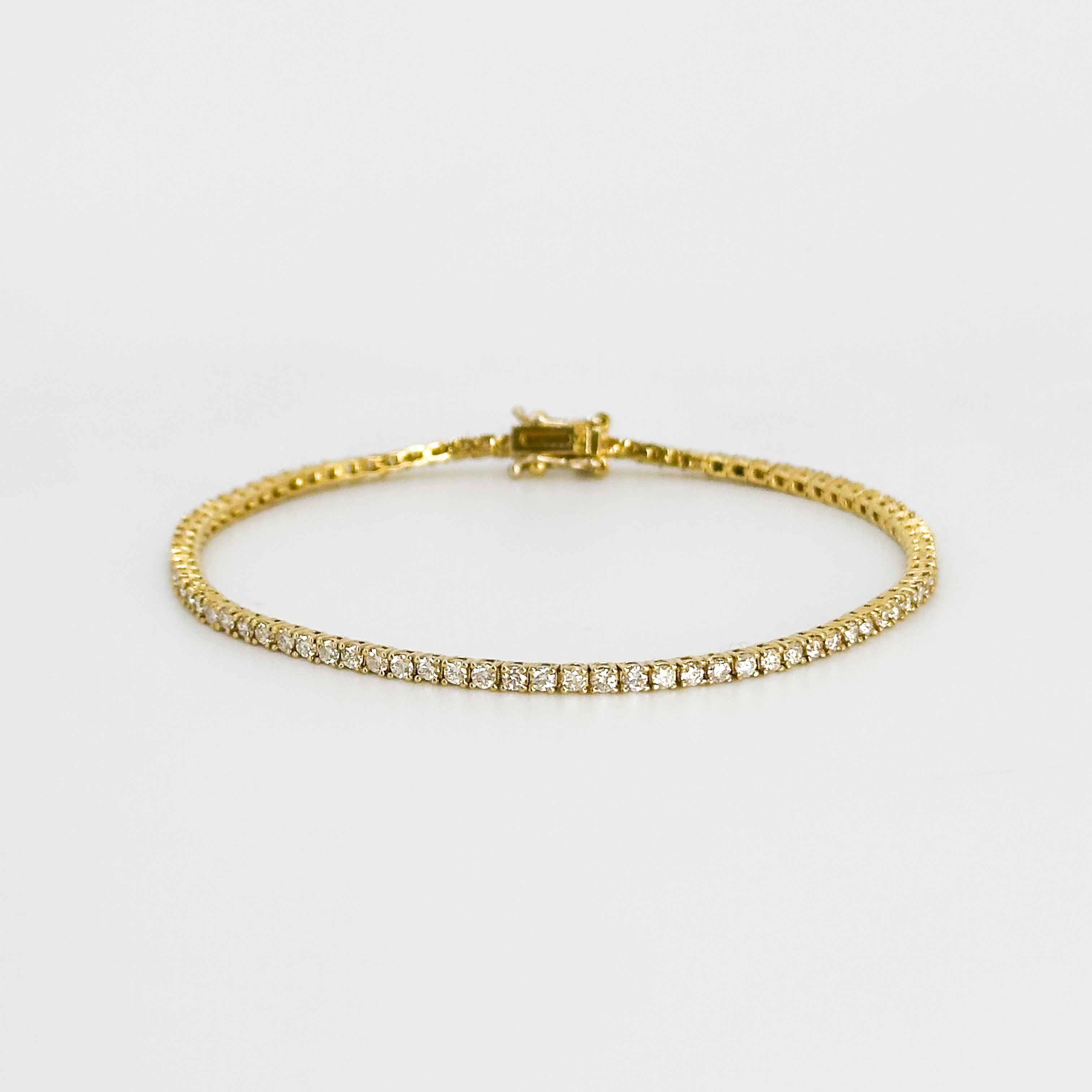 2.05ct Diamond Tennis Bracelet in Yellow Gold