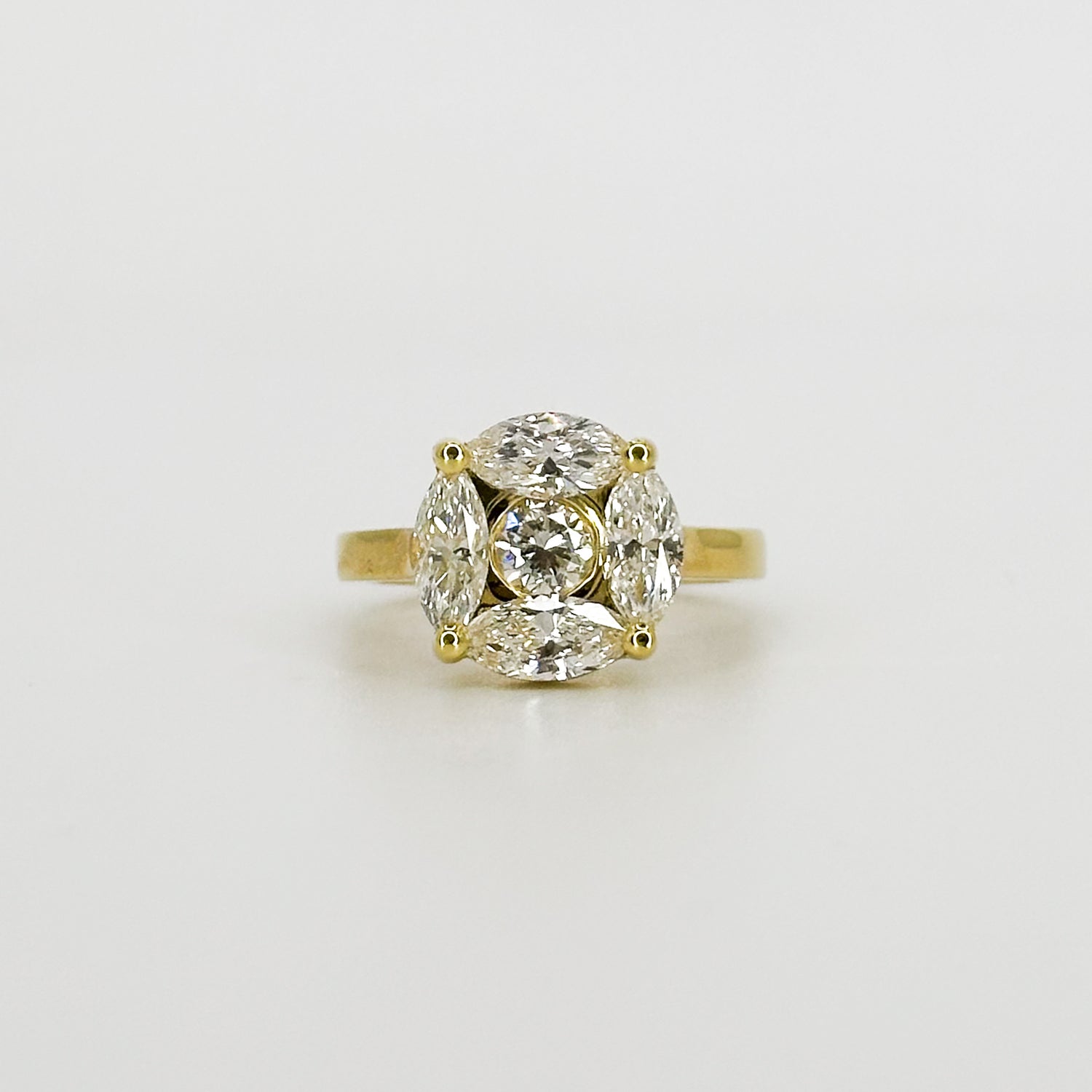 Diamond Cluster Ring in Yellow Gold