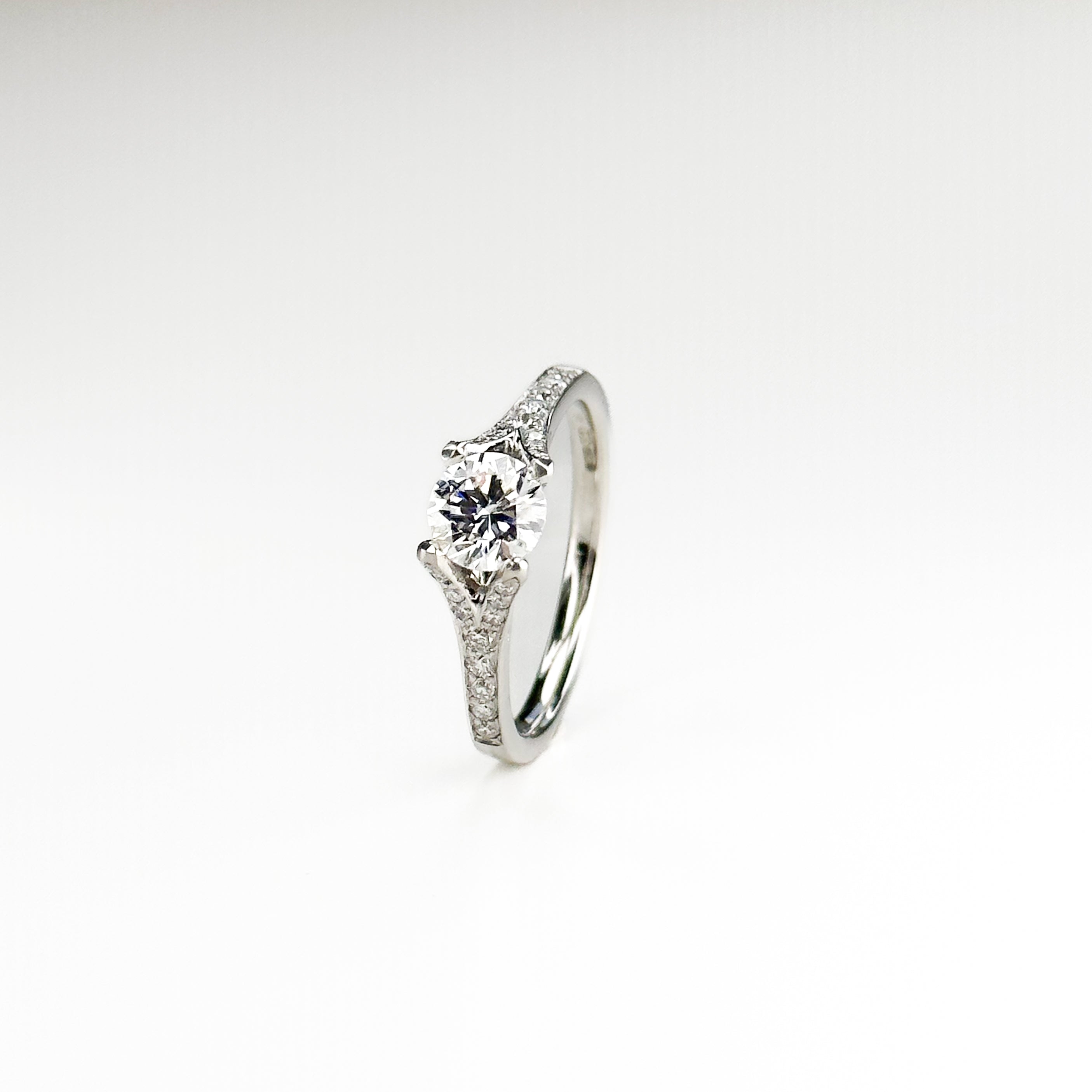 0.70ct GIA Round Cut Diamond Platinum Ring