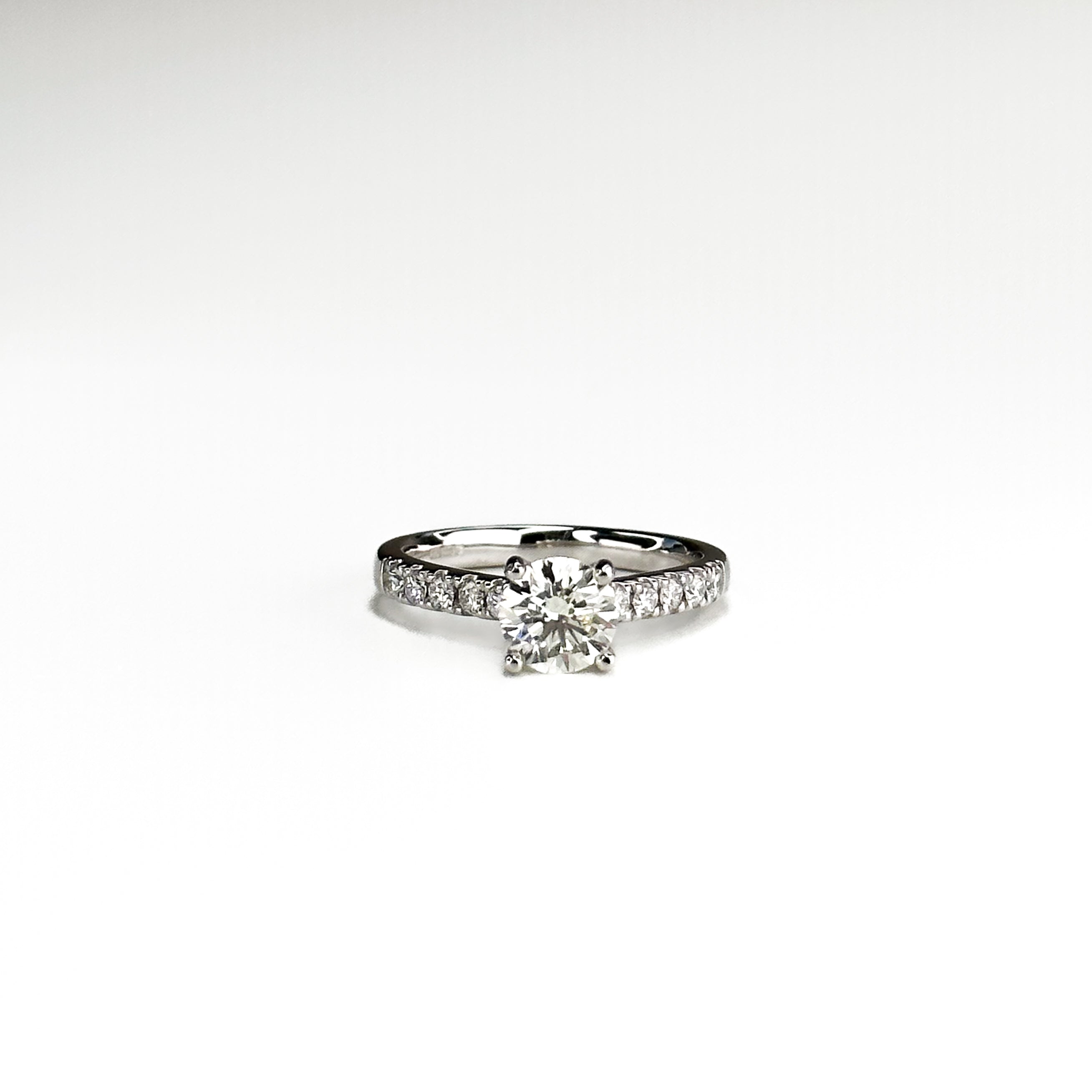 1.02ct Round Brilliant Cut Diamond Platinum Ring