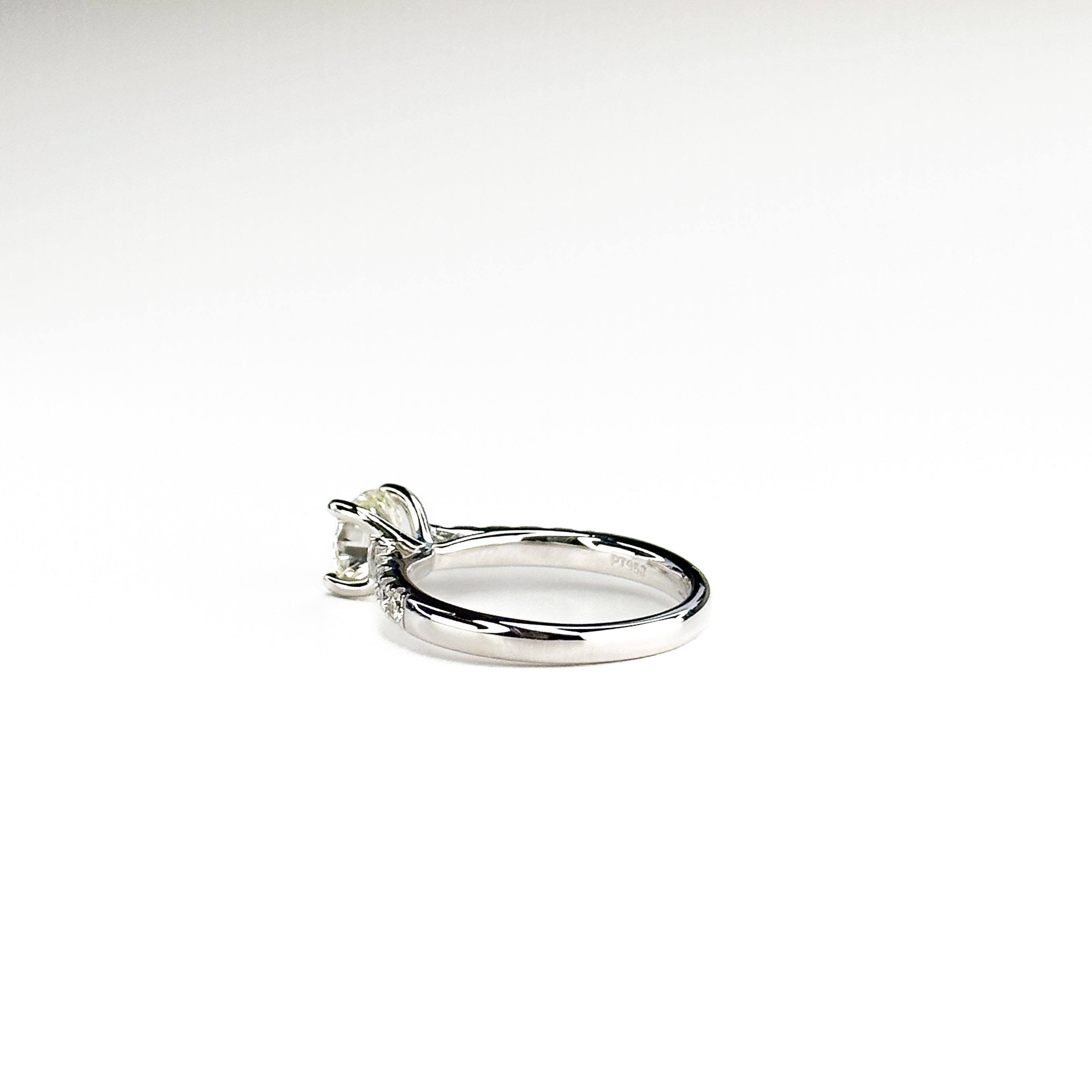 1.02ct Round Brilliant Cut Diamond Platinum Ring